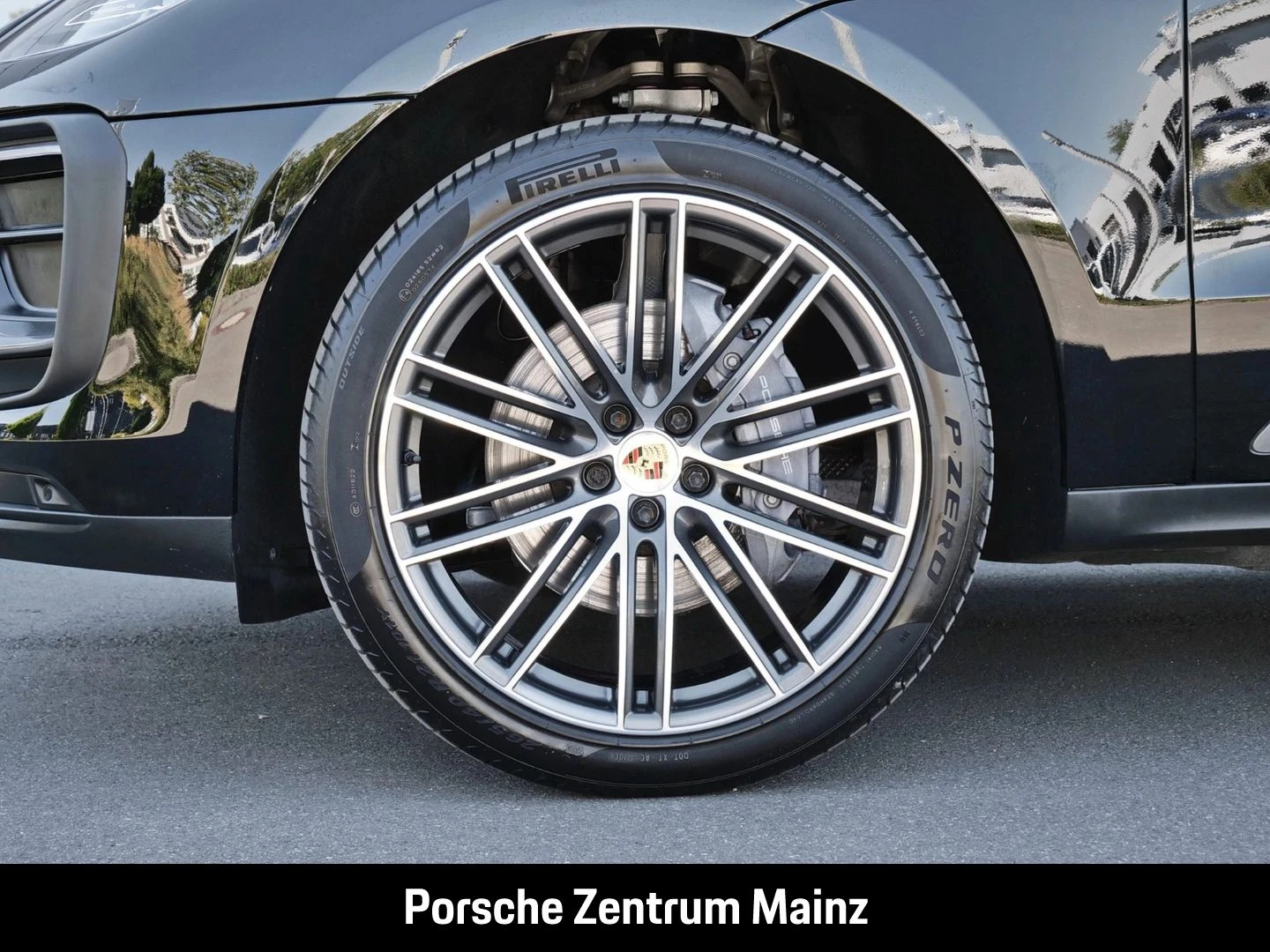 Porsche-Macan-image-9