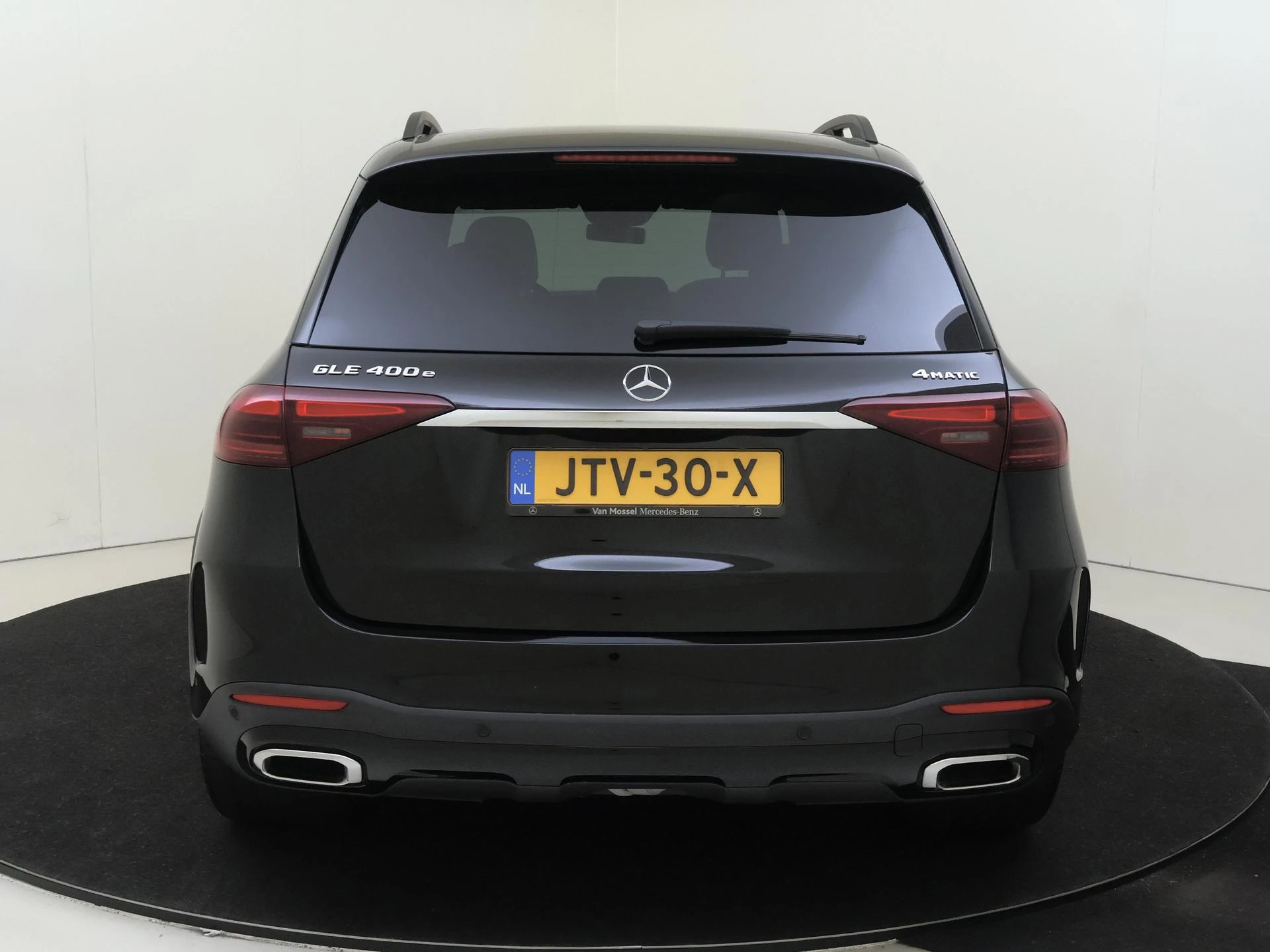 Mercedes-Benz-GLE-image-6