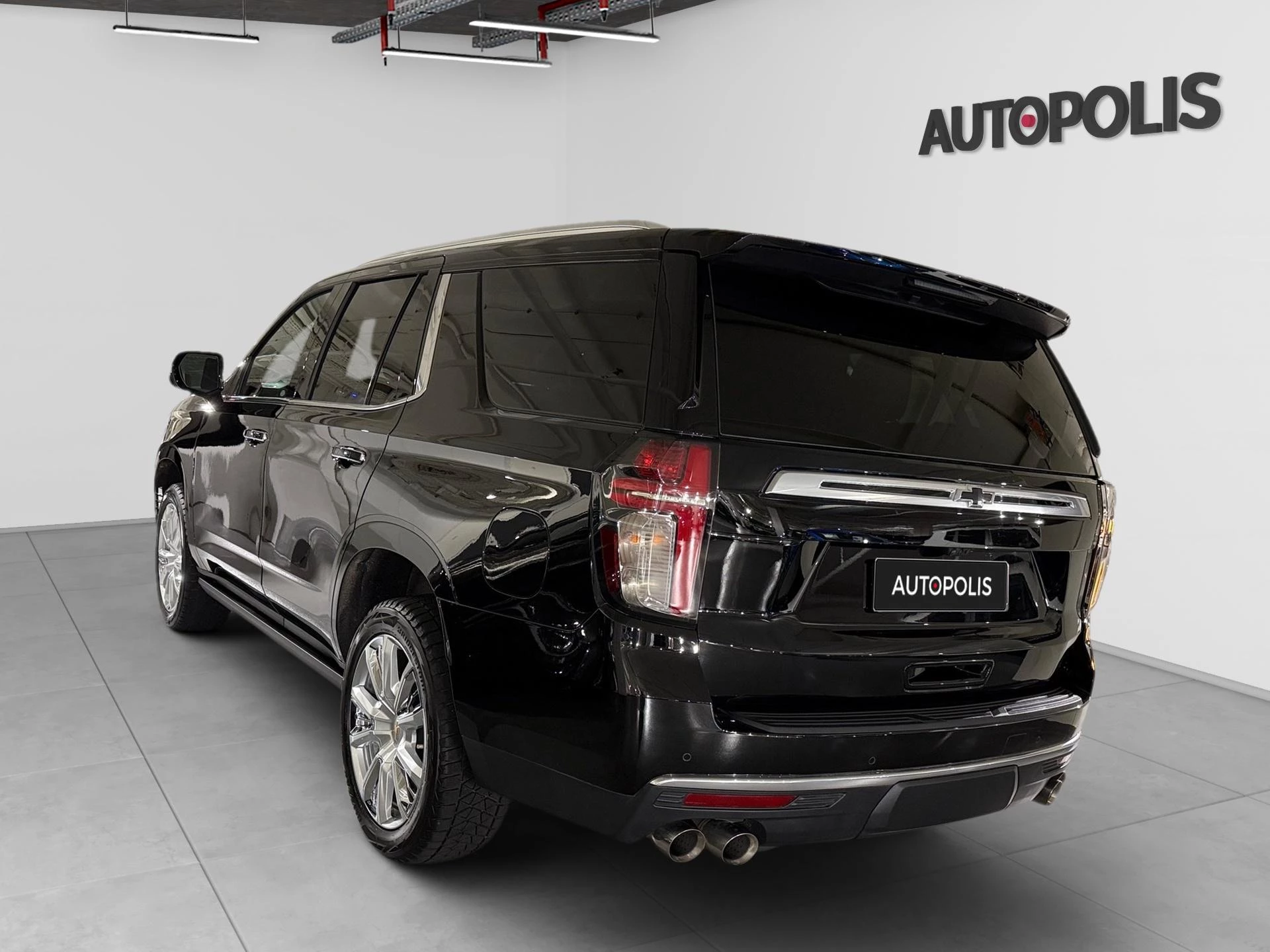 Chevrolet-Tahoe-image-18