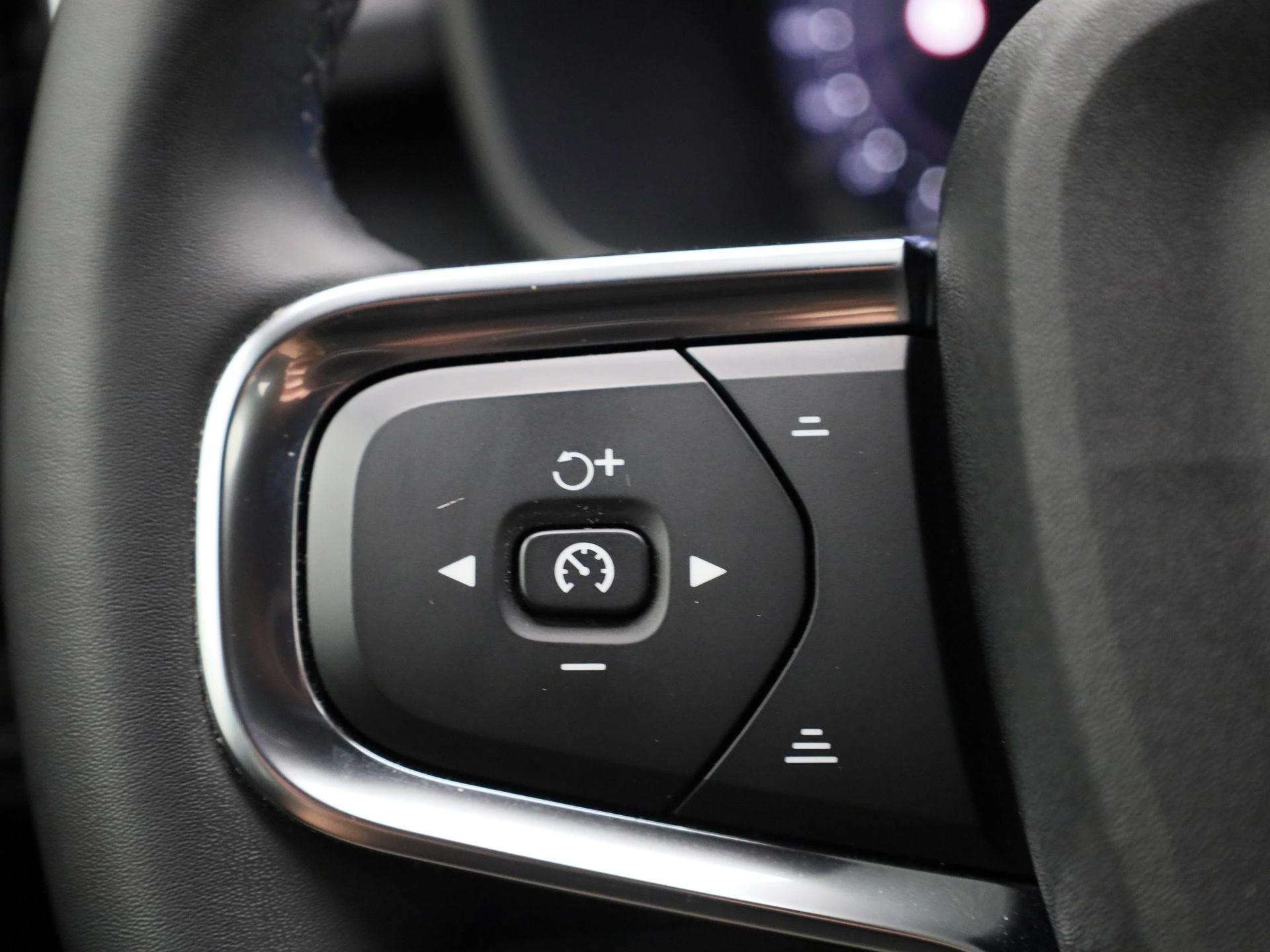 Volvo XC40 Recharge Core
