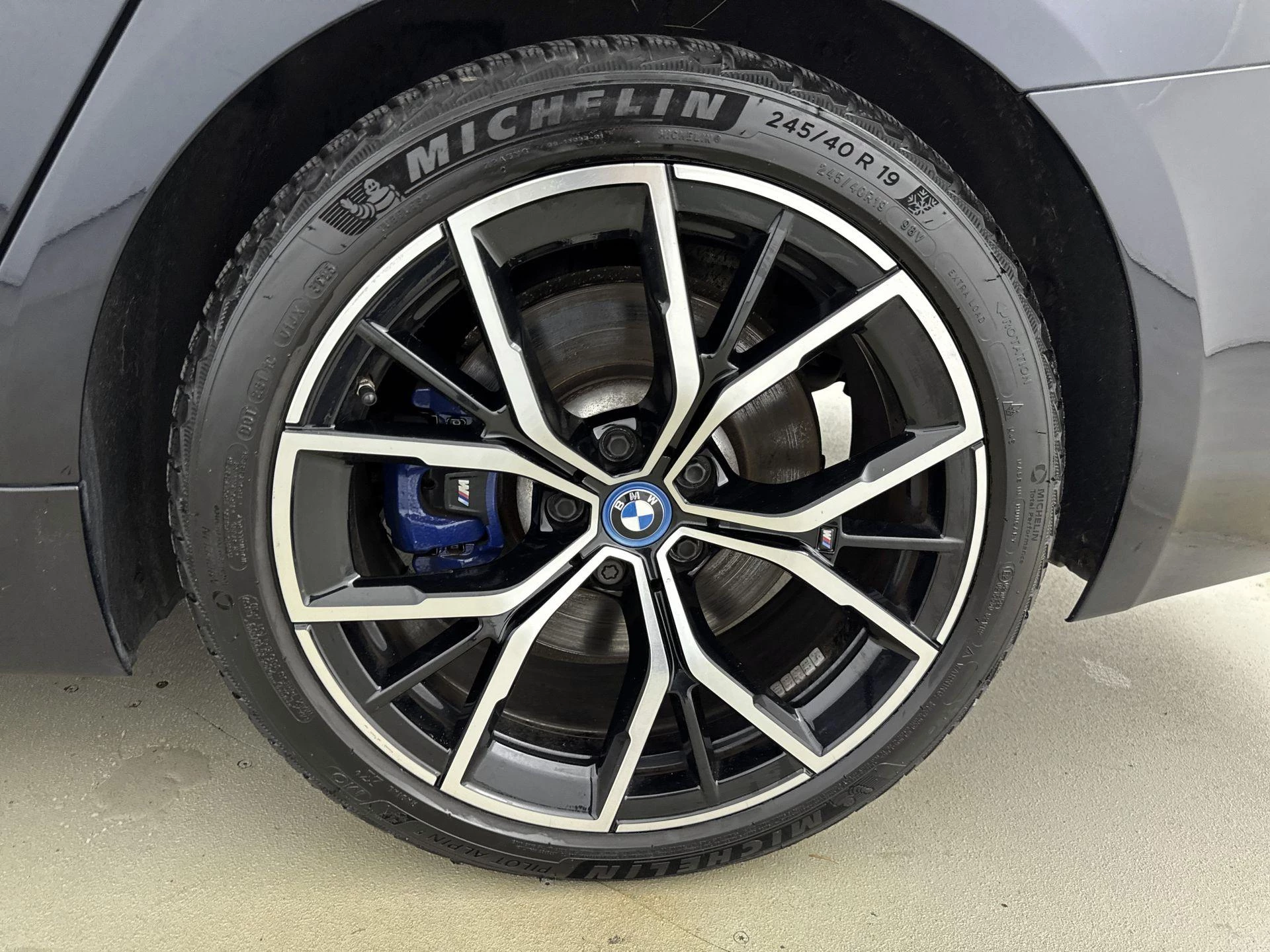 BMW-5 Serie-image-24
