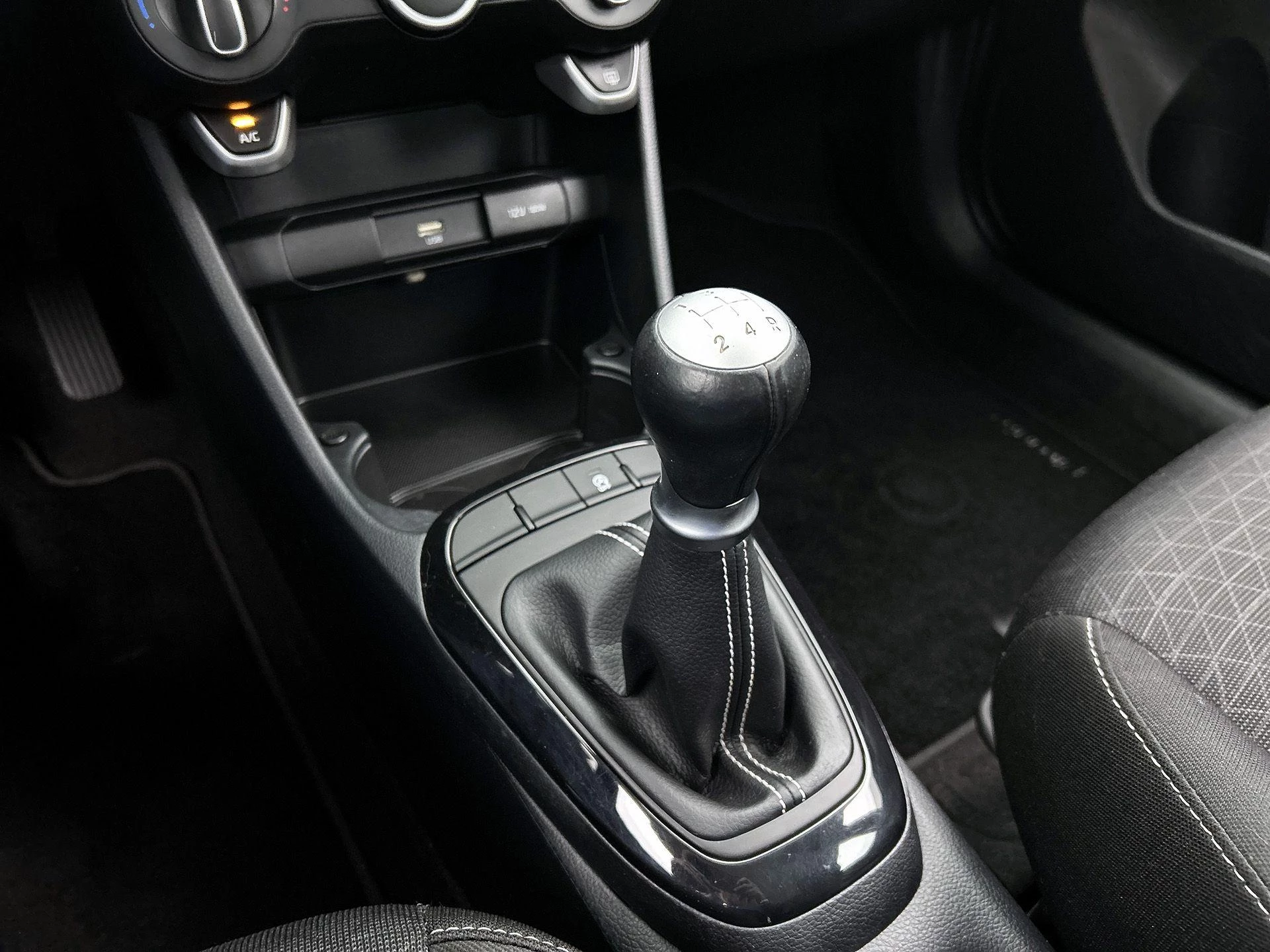 Kia Picanto 1.0 DPi DynamicLine 67 PK