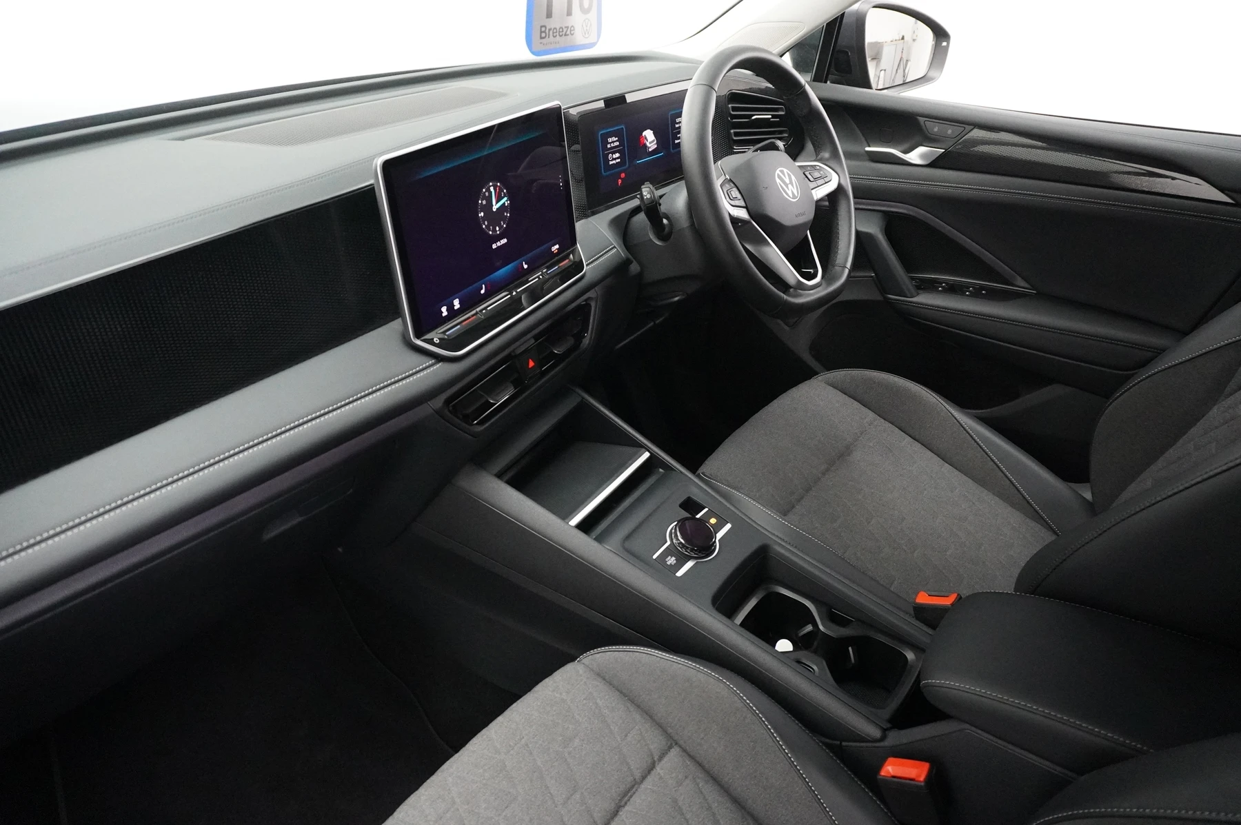 Volkswagen-Tiguan-image-1
