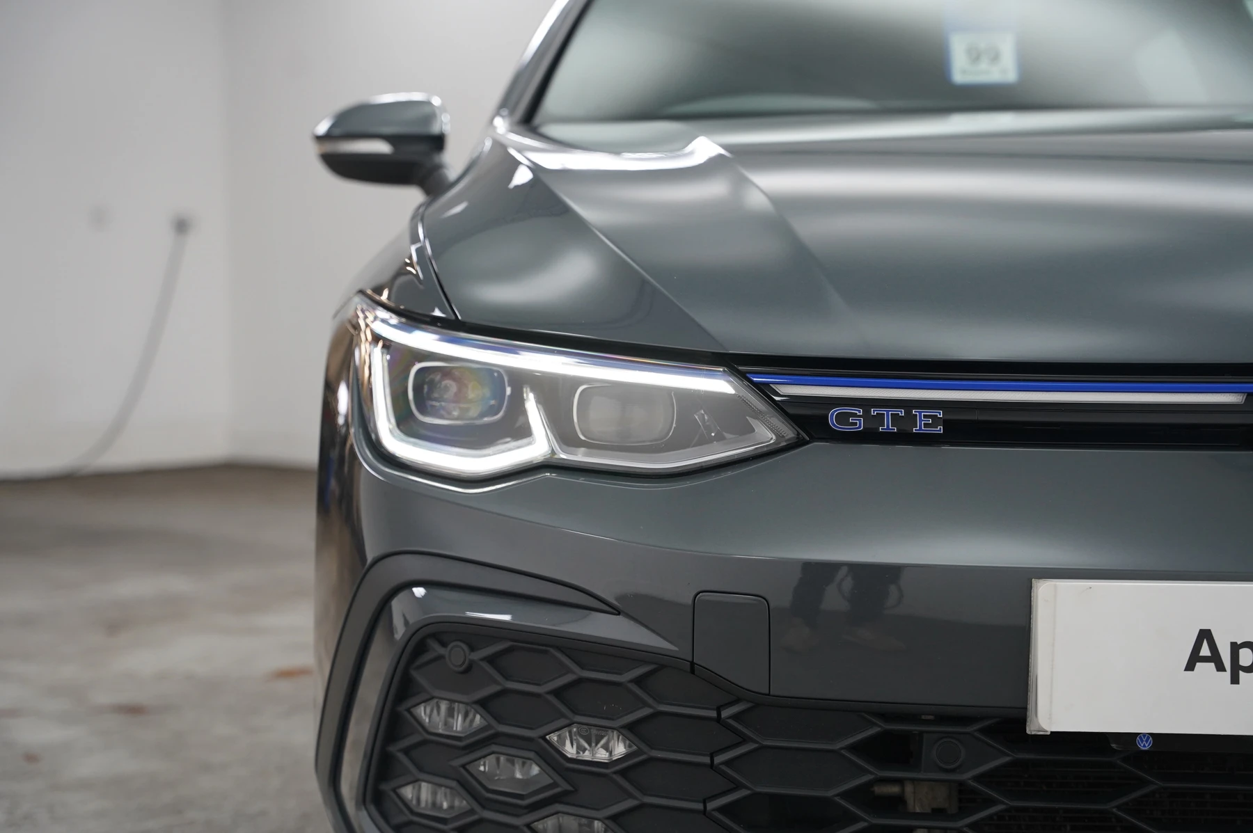 Volkswagen-Golf-image-32