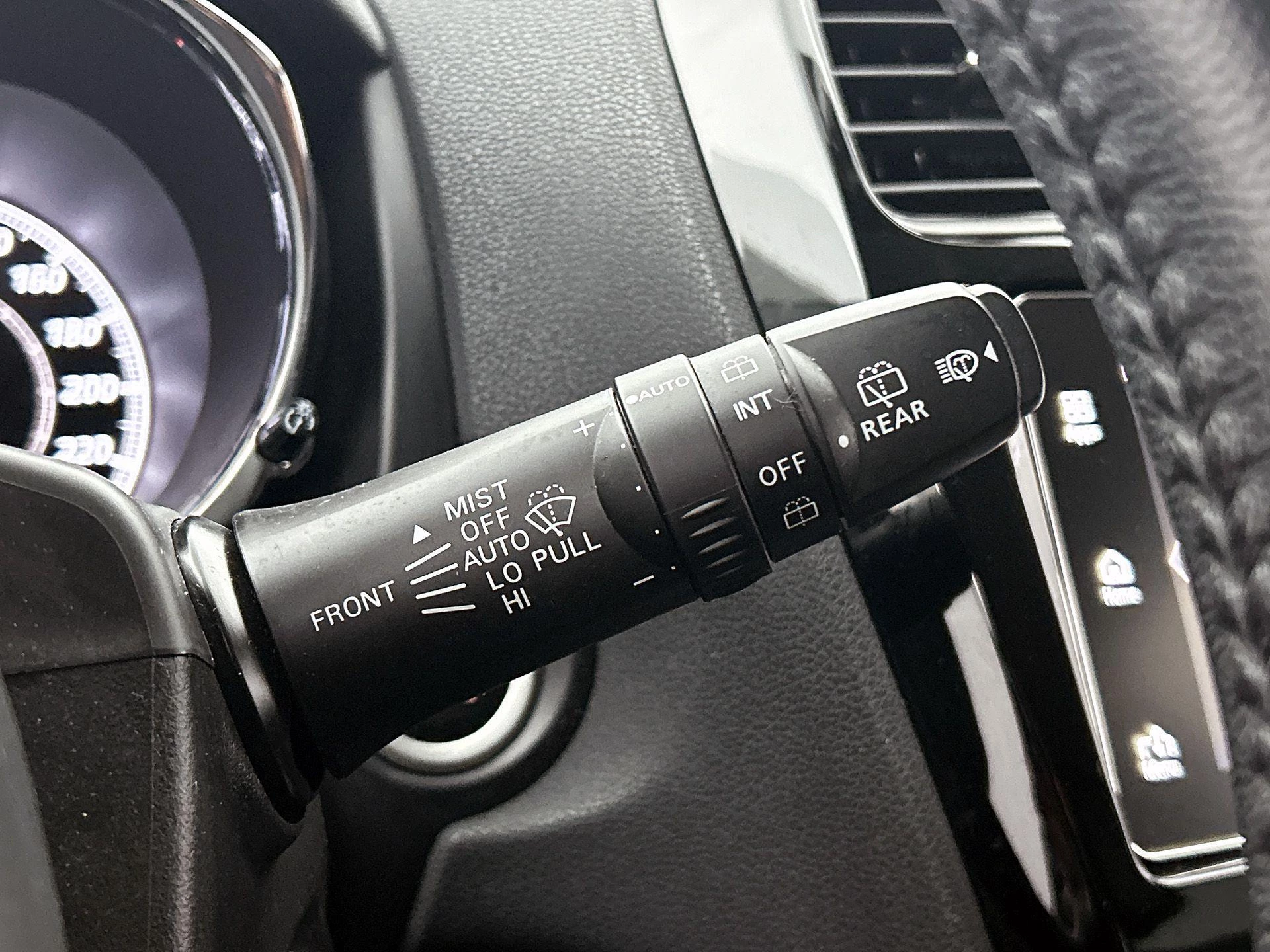 Mitsubishi-ASX-image-8
