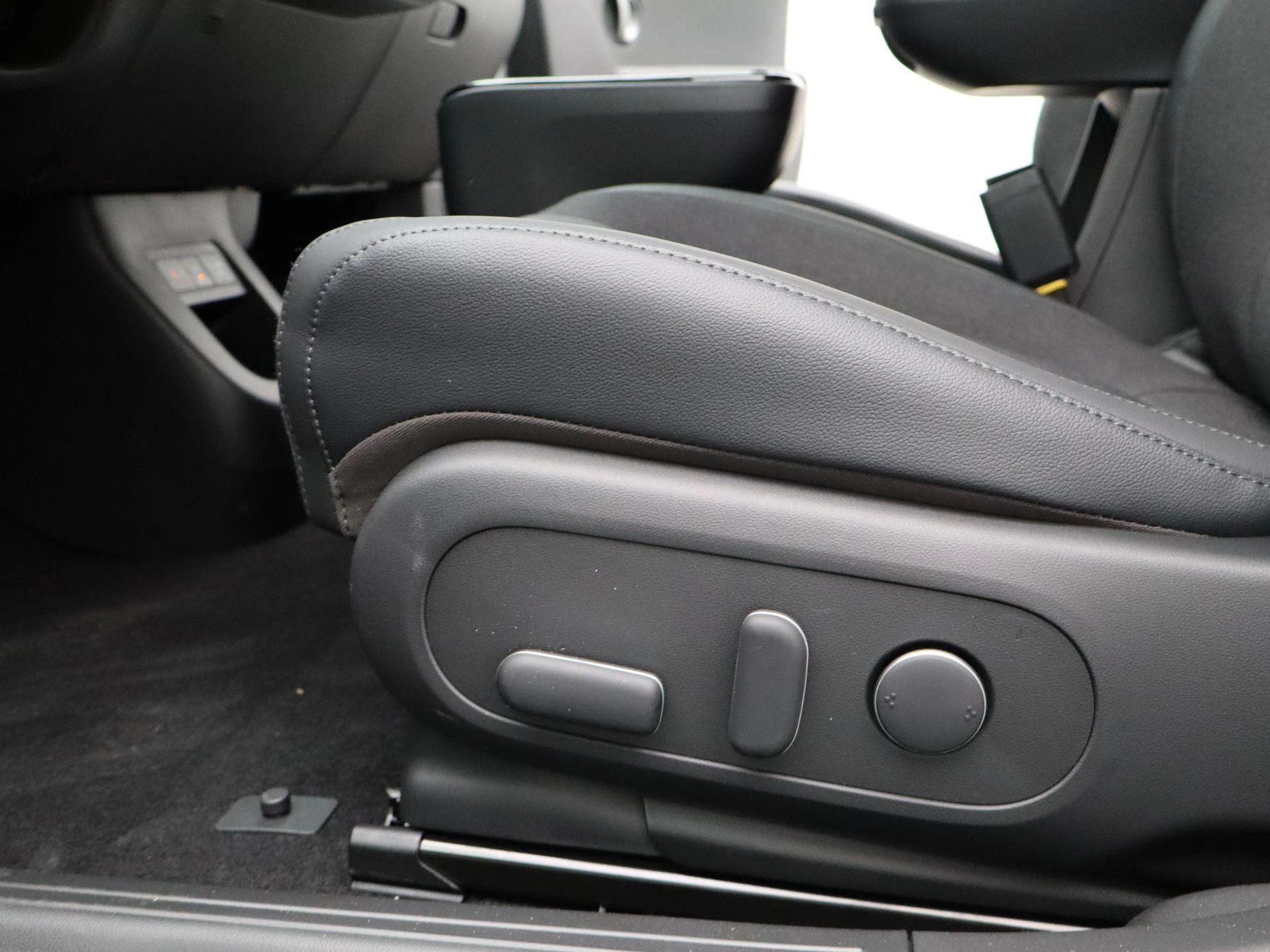 Hyundai-IONIQ 5-image-25