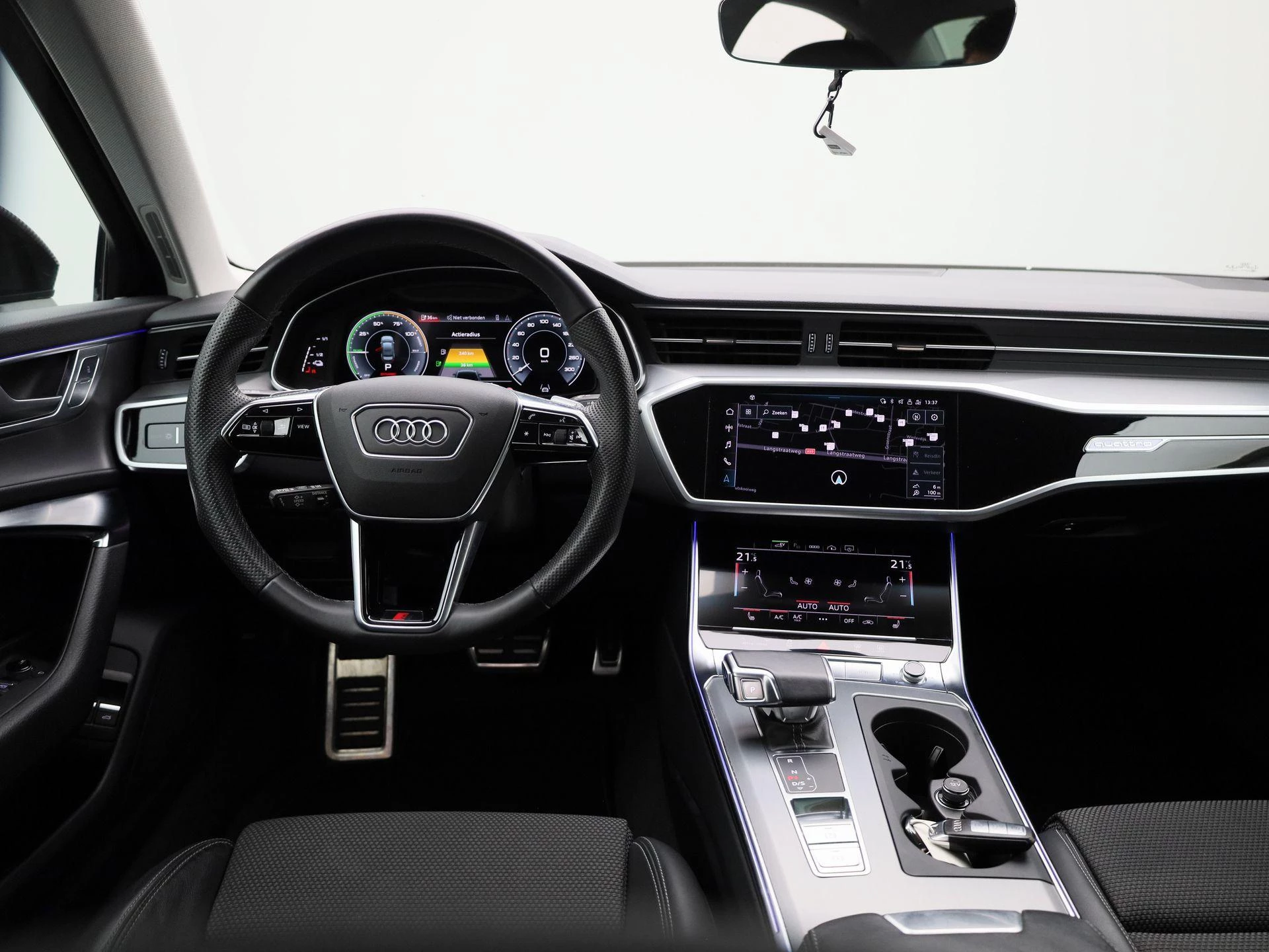 Audi A6 Limousine 55 TFSI e quattro Pro Line S Competition