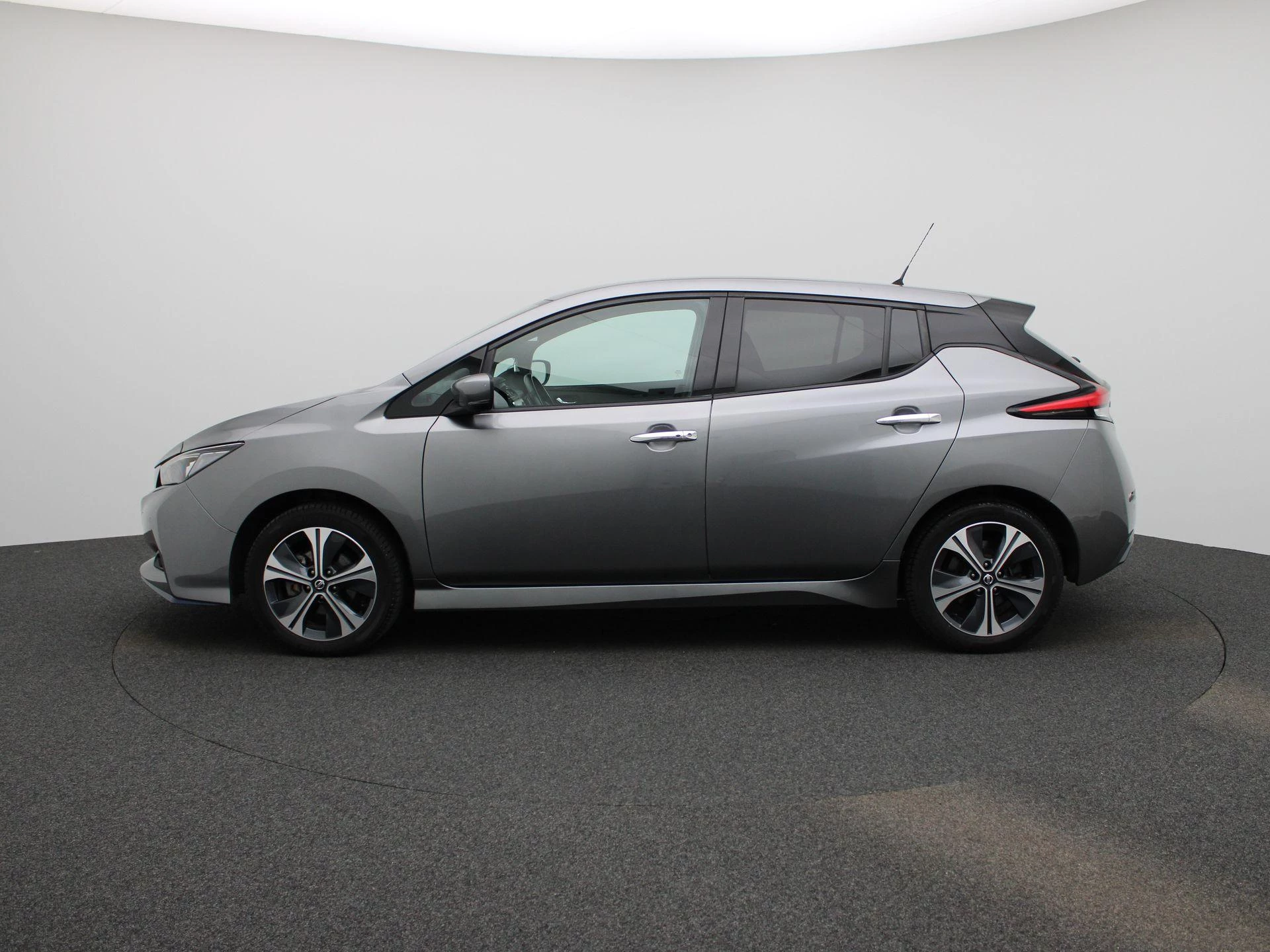 Nissan Leaf N-Connecta 62kWh