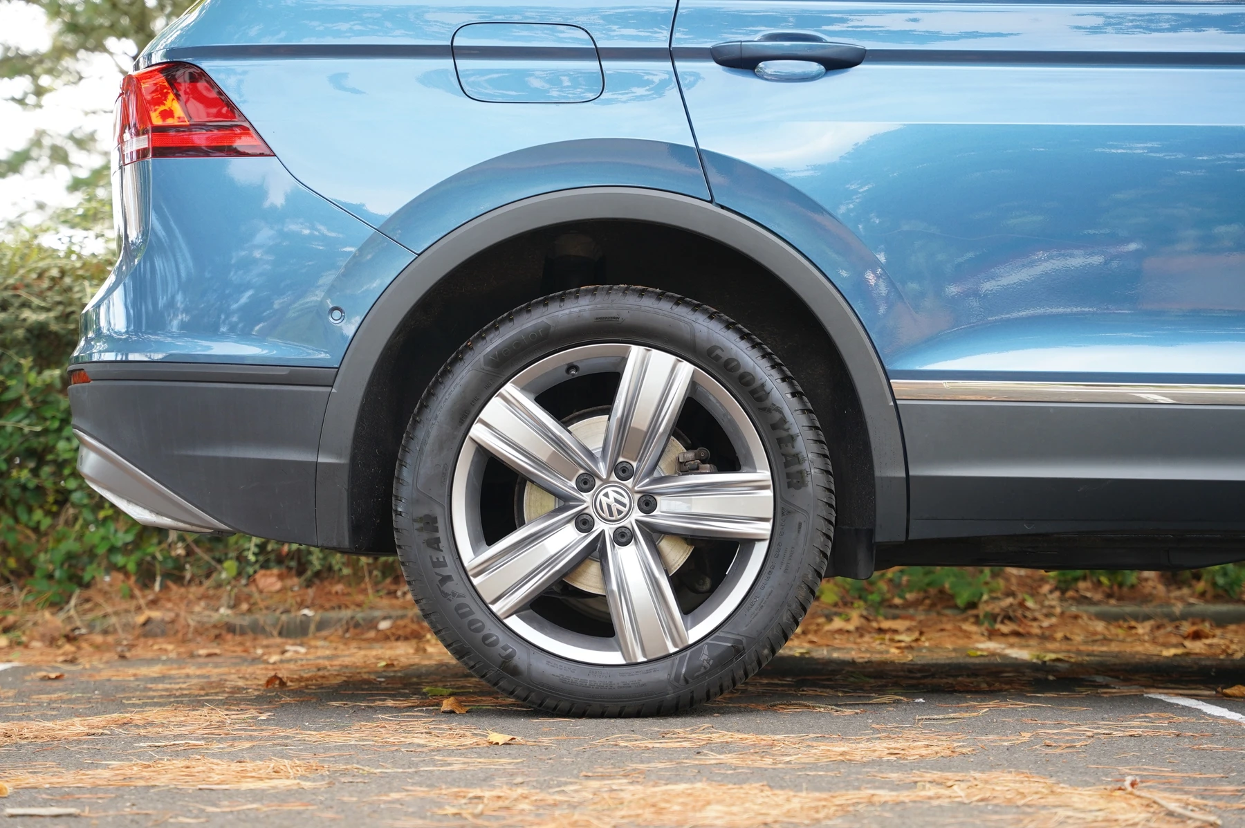 Volkswagen-Tiguan Allspace-image-35