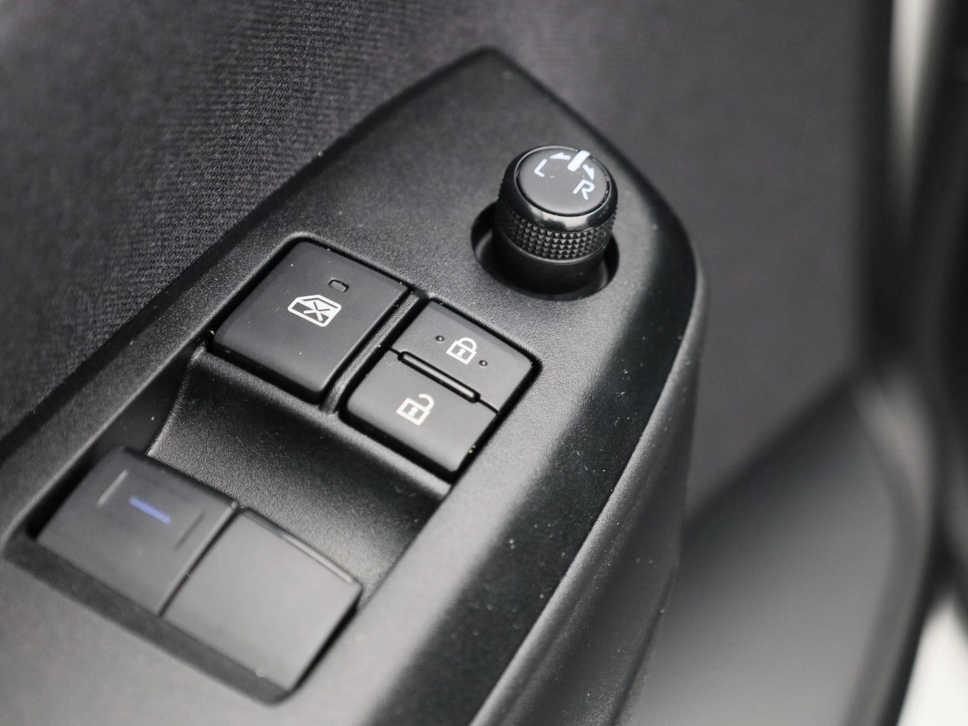 Toyota-Yaris-image-26