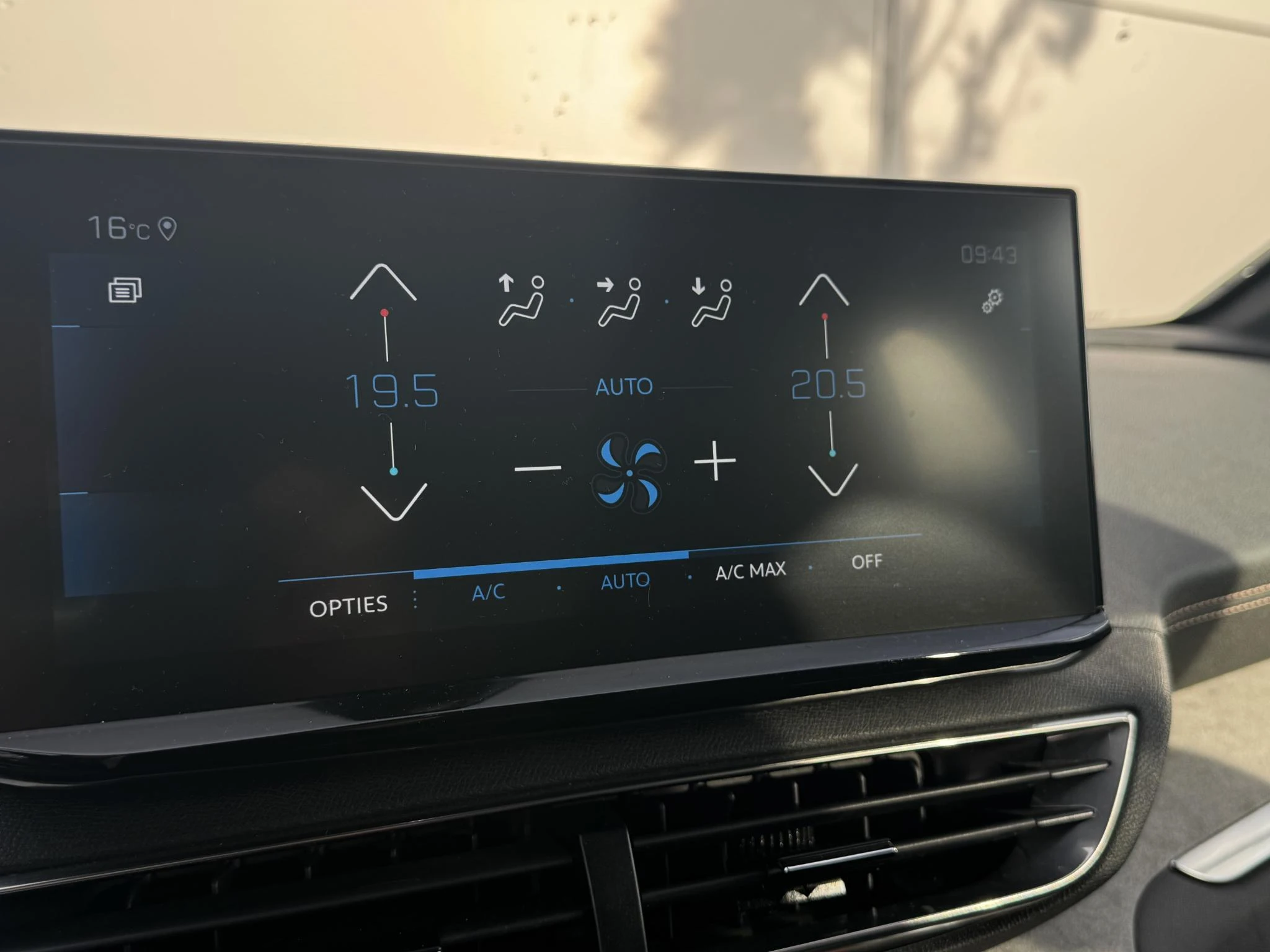 Peugeot-3008-image-18