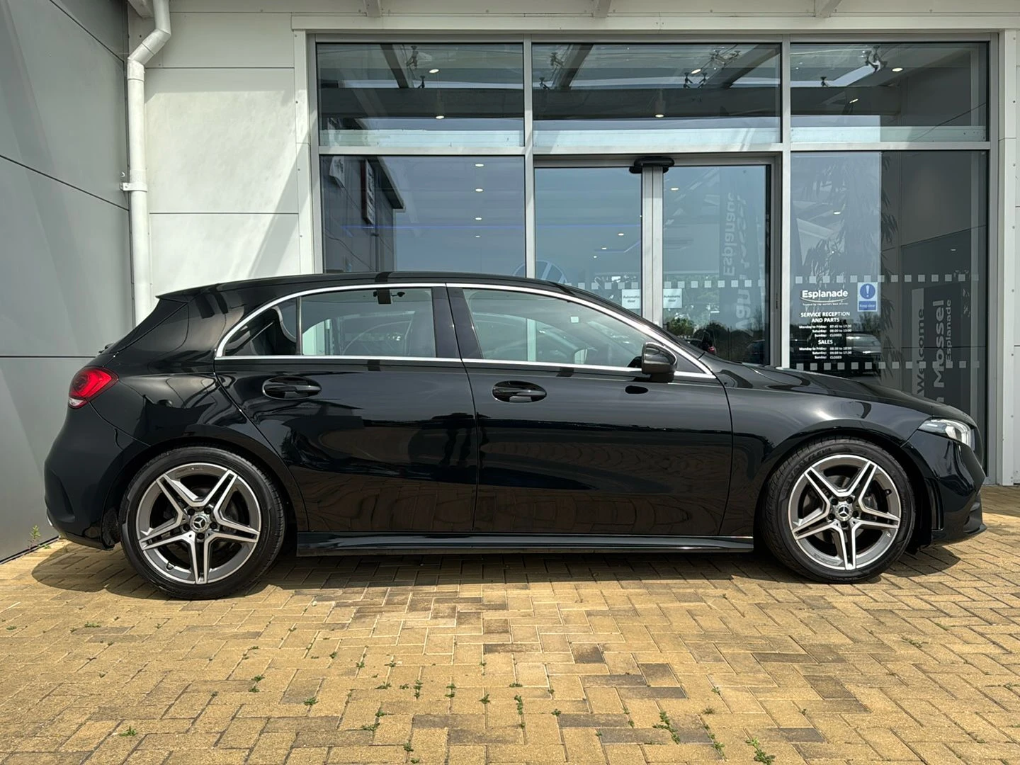 Mercedes-Benz A-Class CLASS A180 AMG Line 5dr Auto