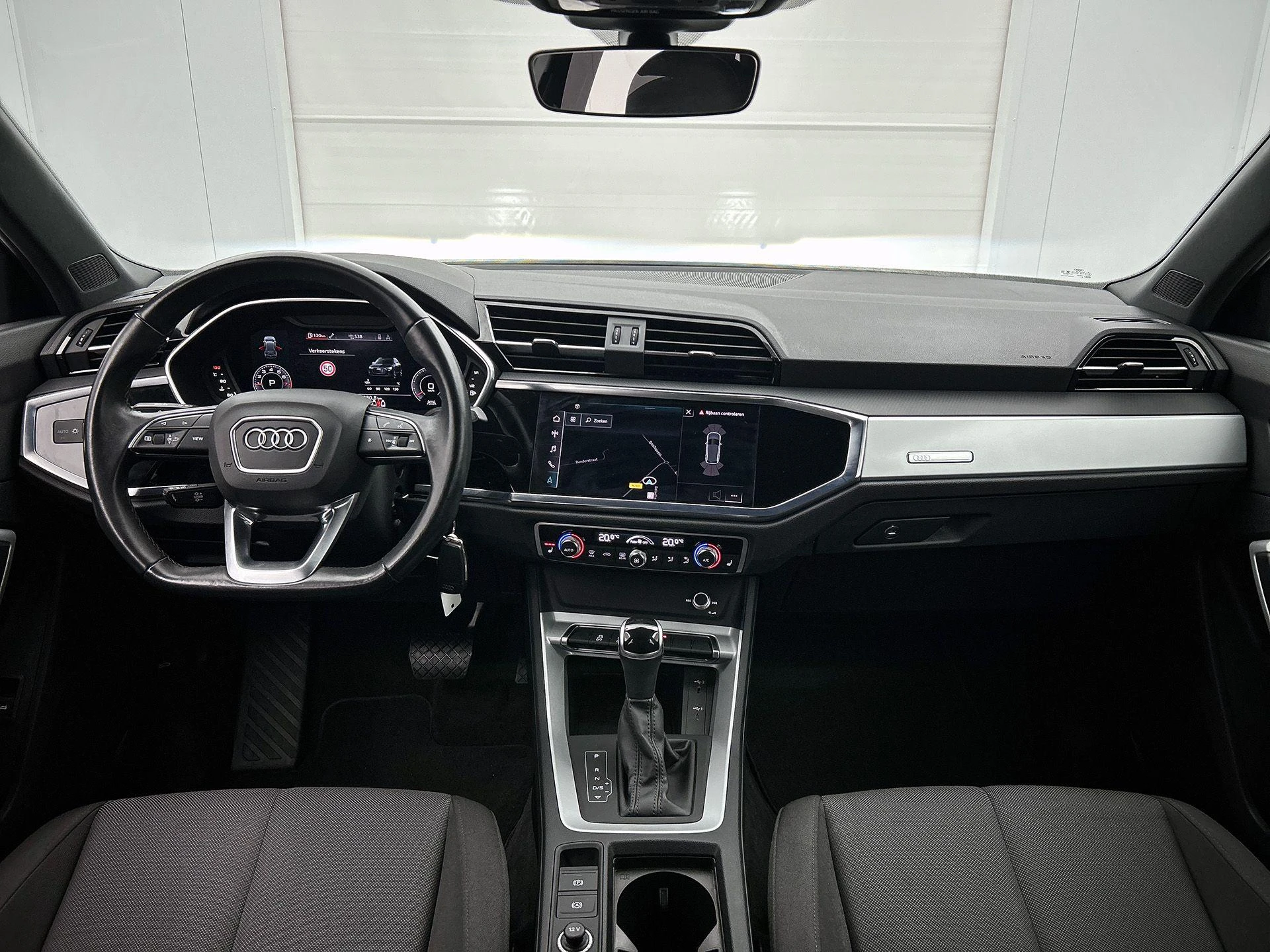 Audi-Q3-image-22