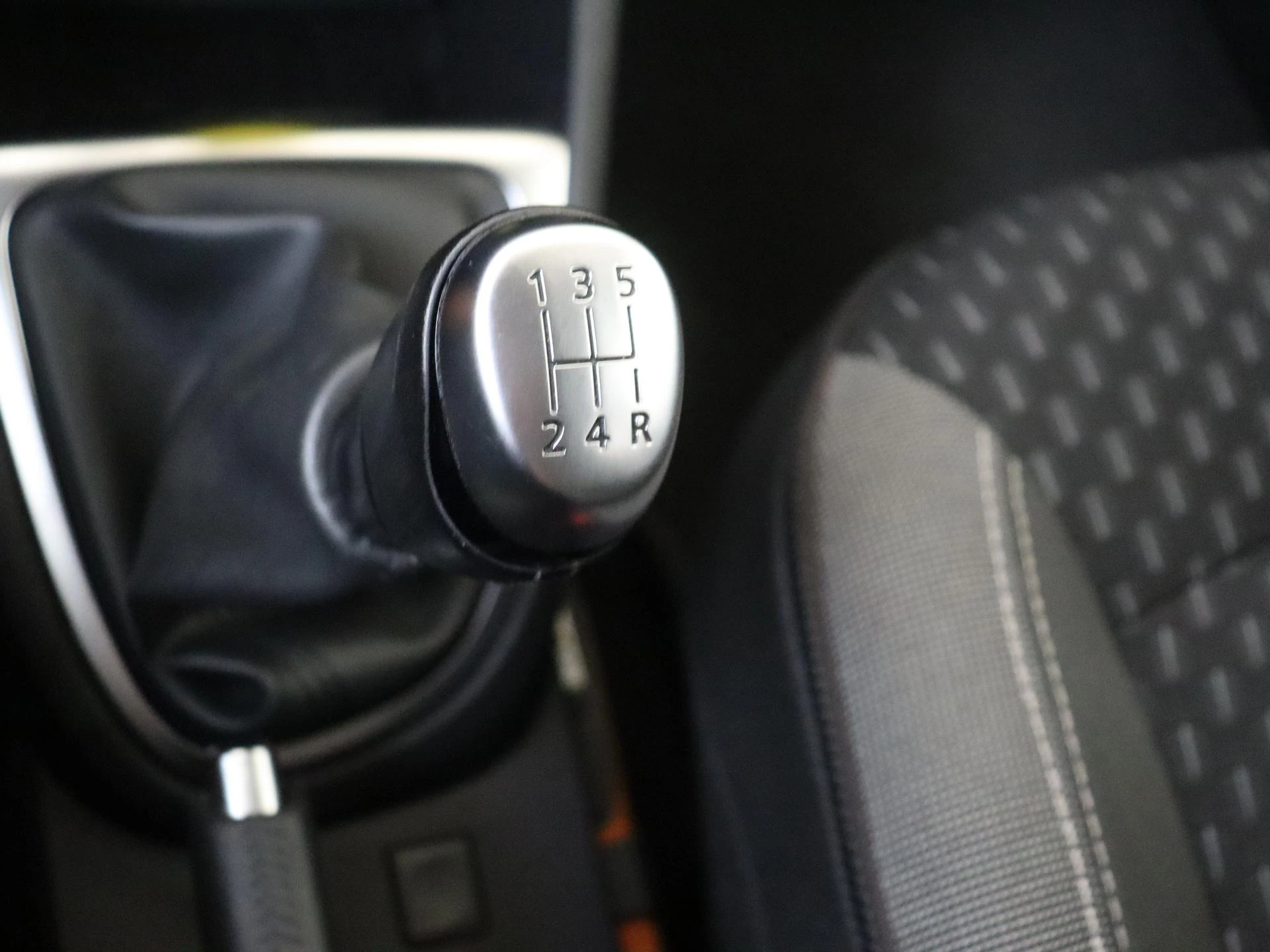 Renault-Captur-image-13