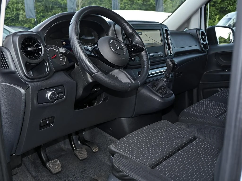 Mercedes-Benz-Vito 116-image-7