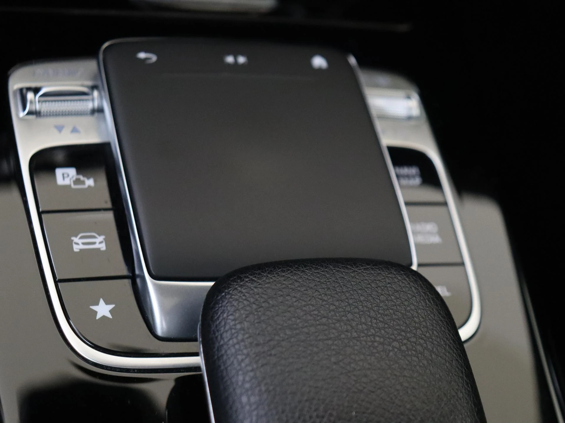 Mercedes-Benz-A-Klasse-image-19
