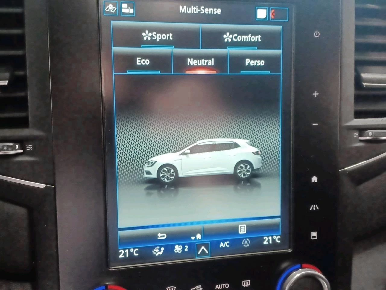 Renault-Mégane-image-19