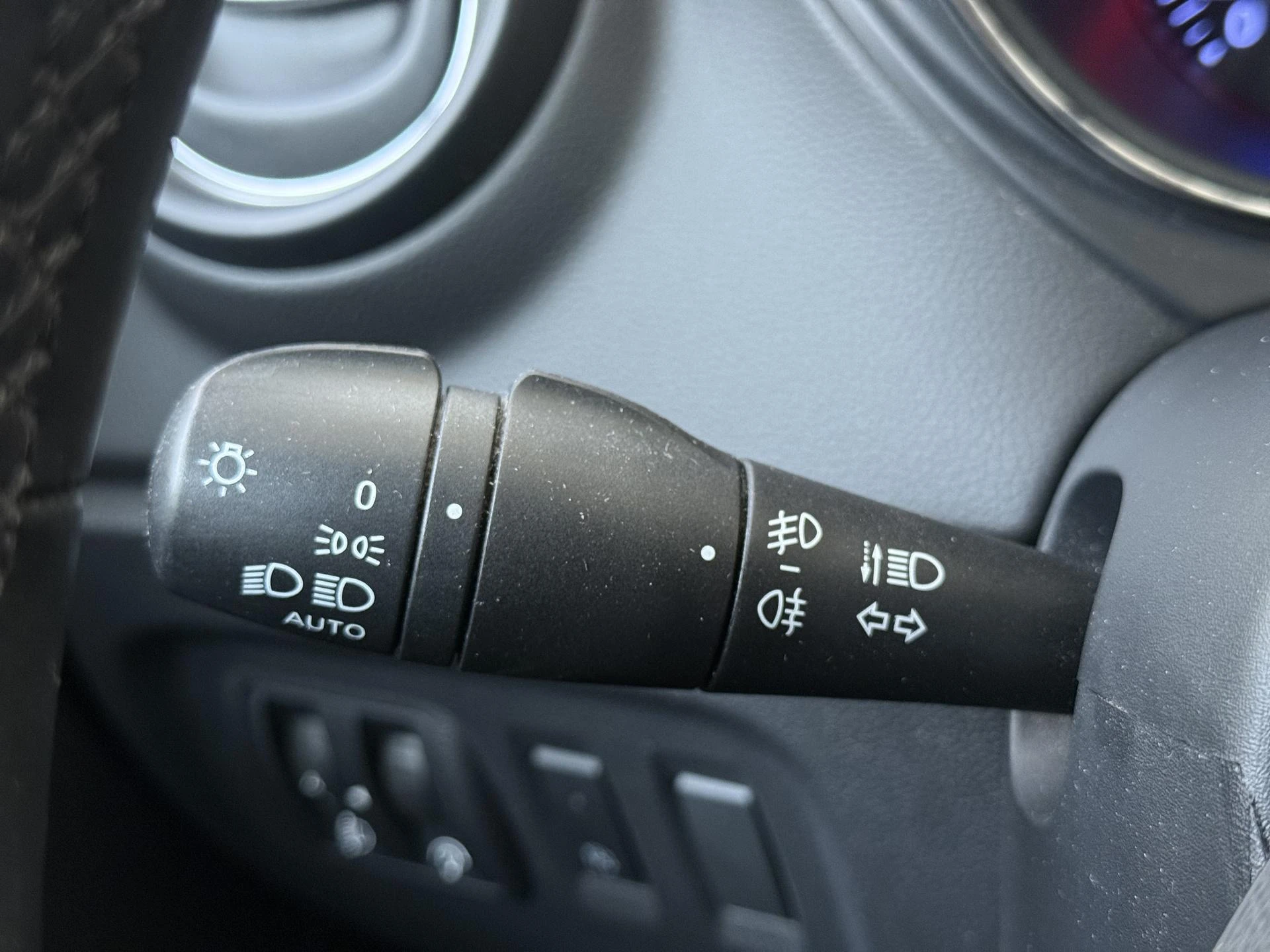 Renault-Captur-image-24