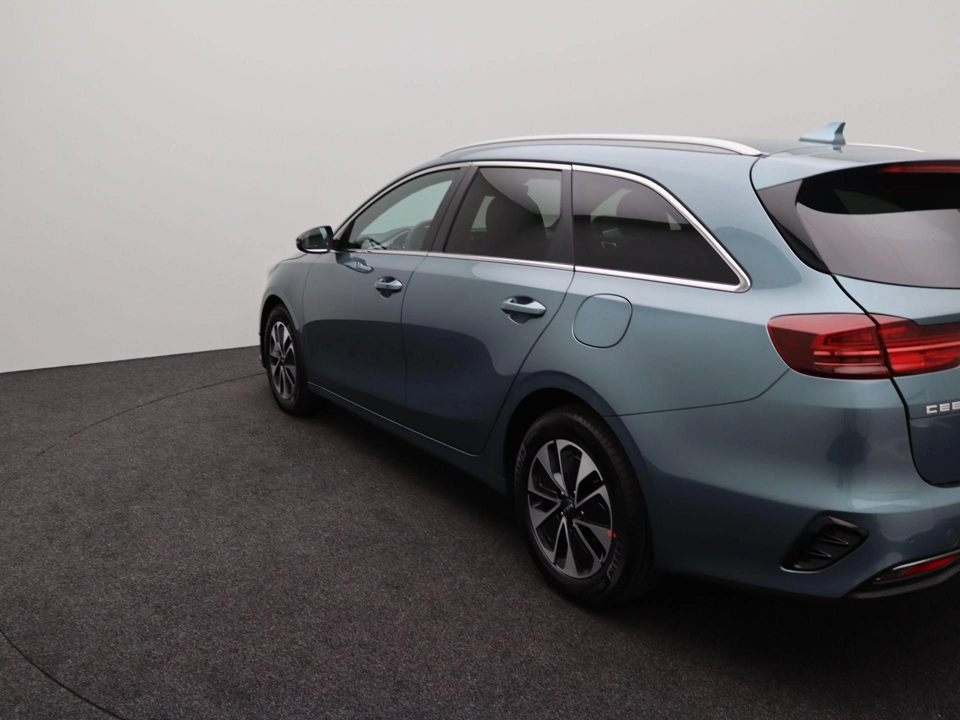 Kia-Ceed Sportswagon-image-35