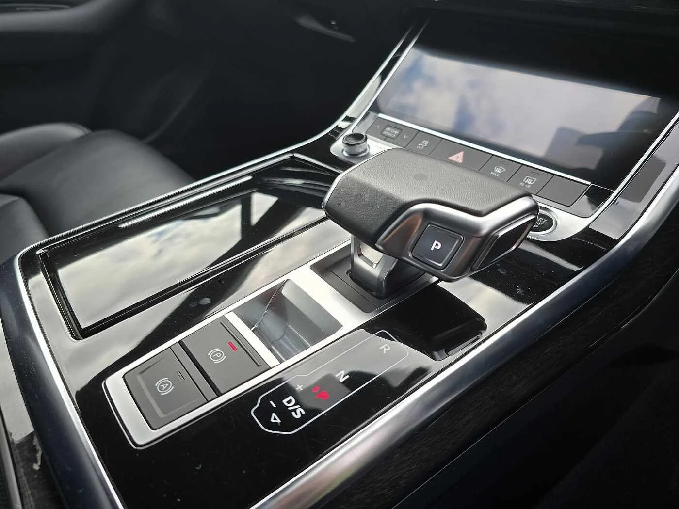 Audi-Q7-image-7