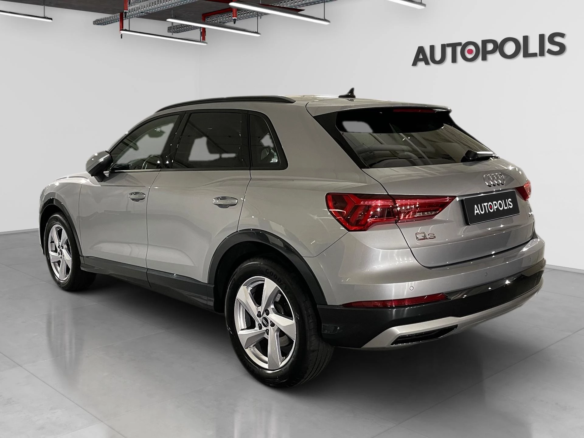 Audi-Q3-image-12