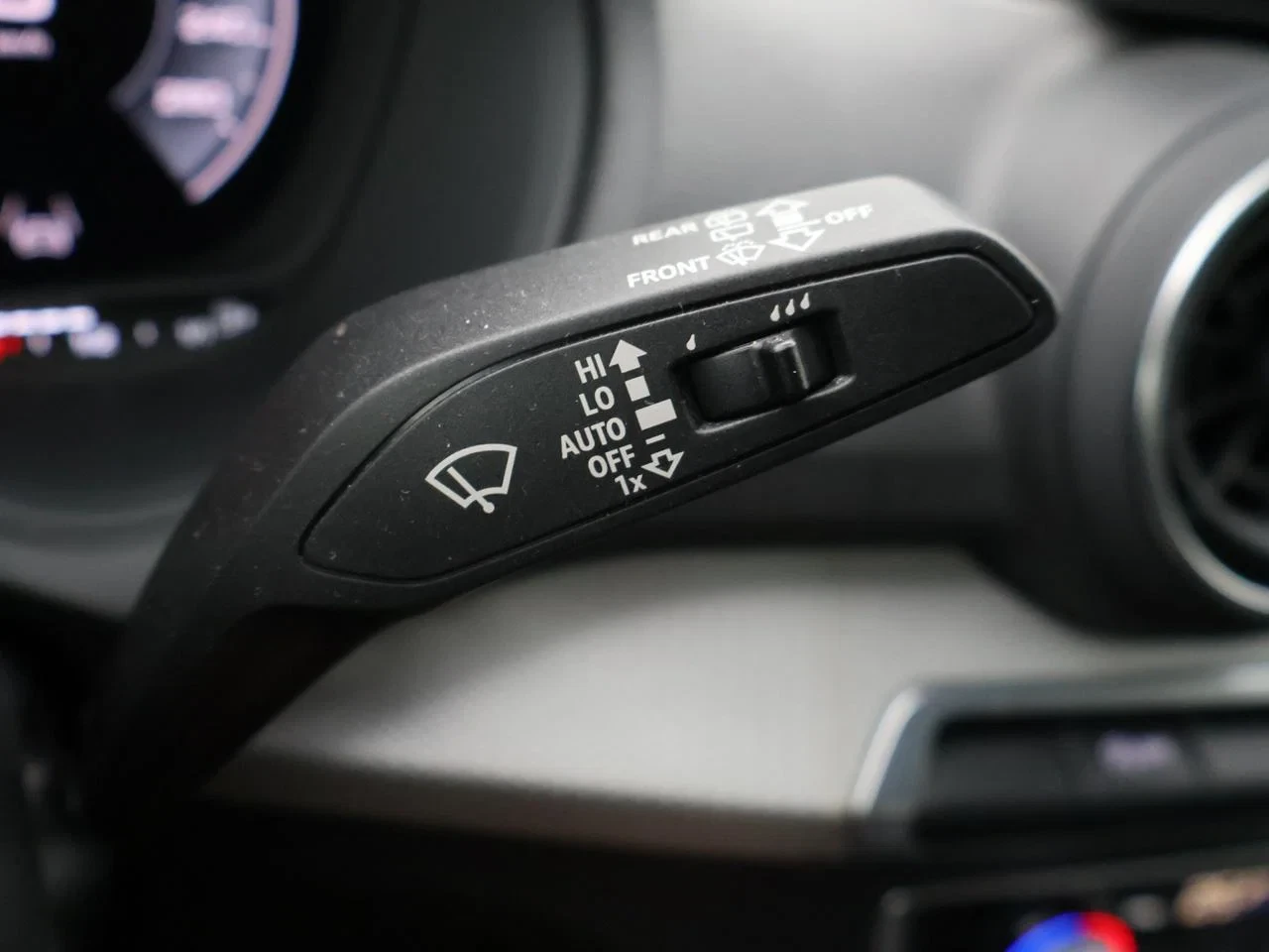 Audi-Q2-image-10