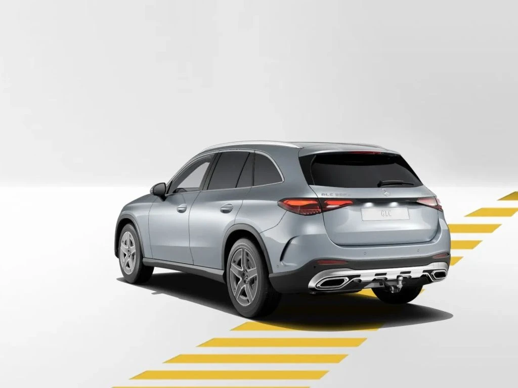Mercedes-Benz-GLC 300 d-image-4