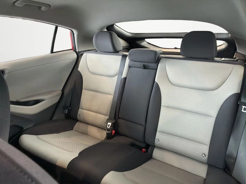 Hyundai-IONIQ-image-17