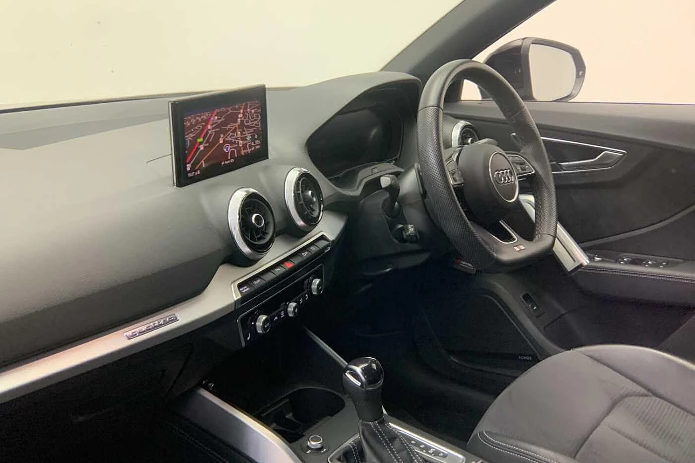 Audi-SQ2-image-11