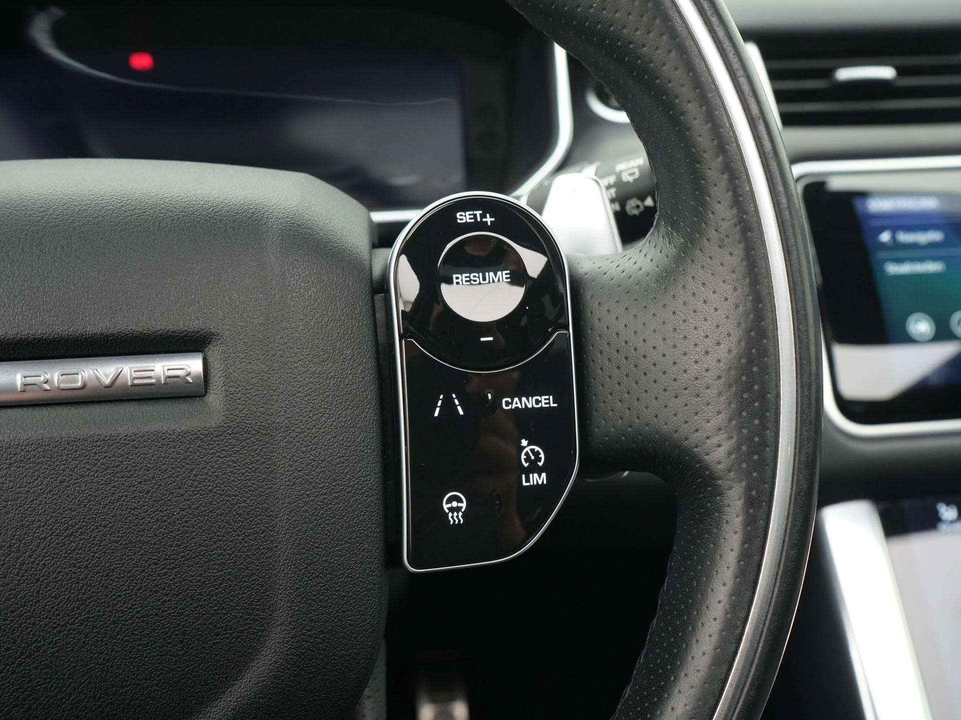 Land Rover-Range Rover Sport-image-24