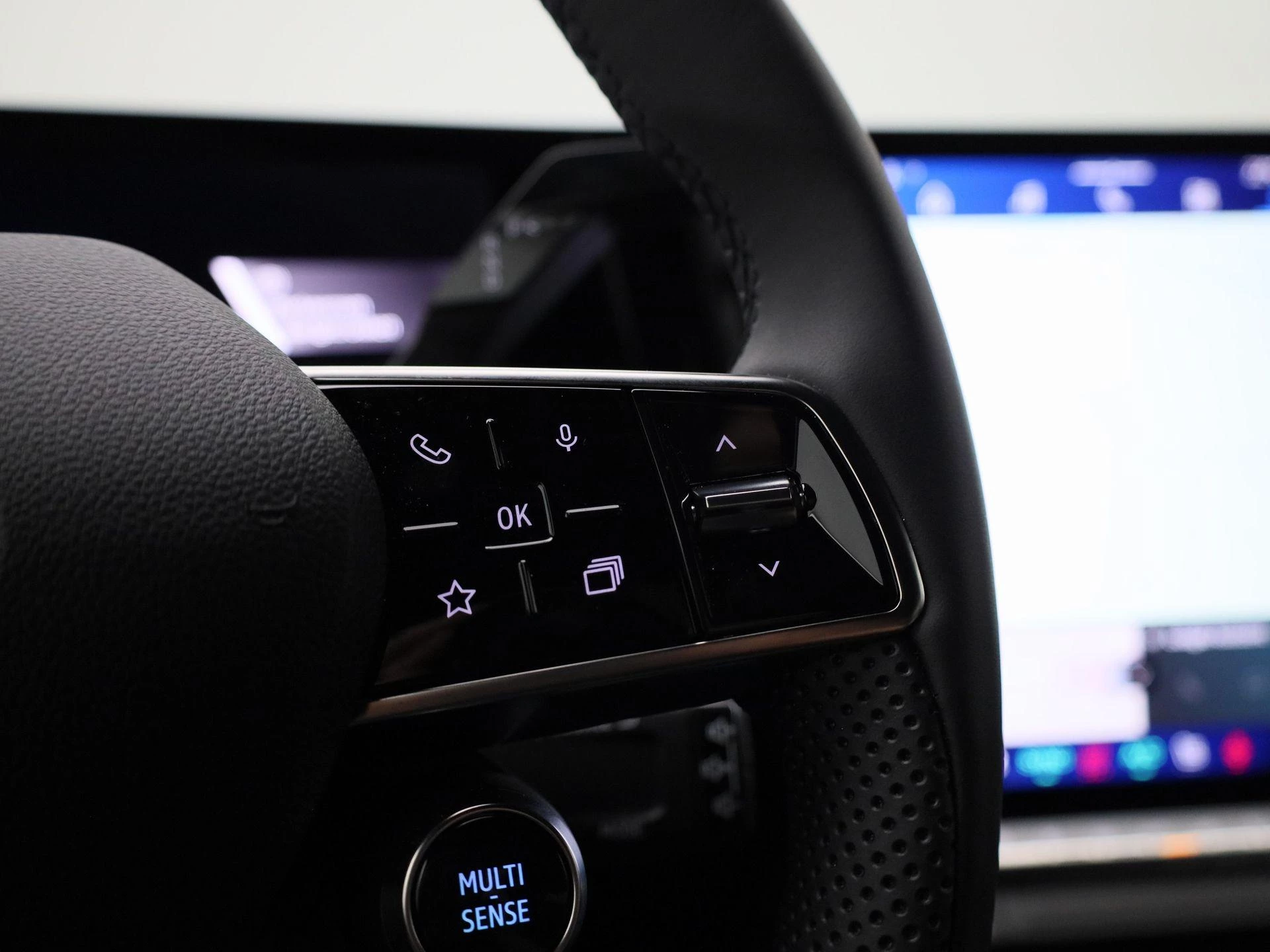 Renault-Megane E-Tech-image-19