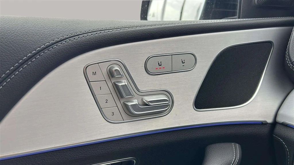 Mercedes-Benz-GLE-image-10