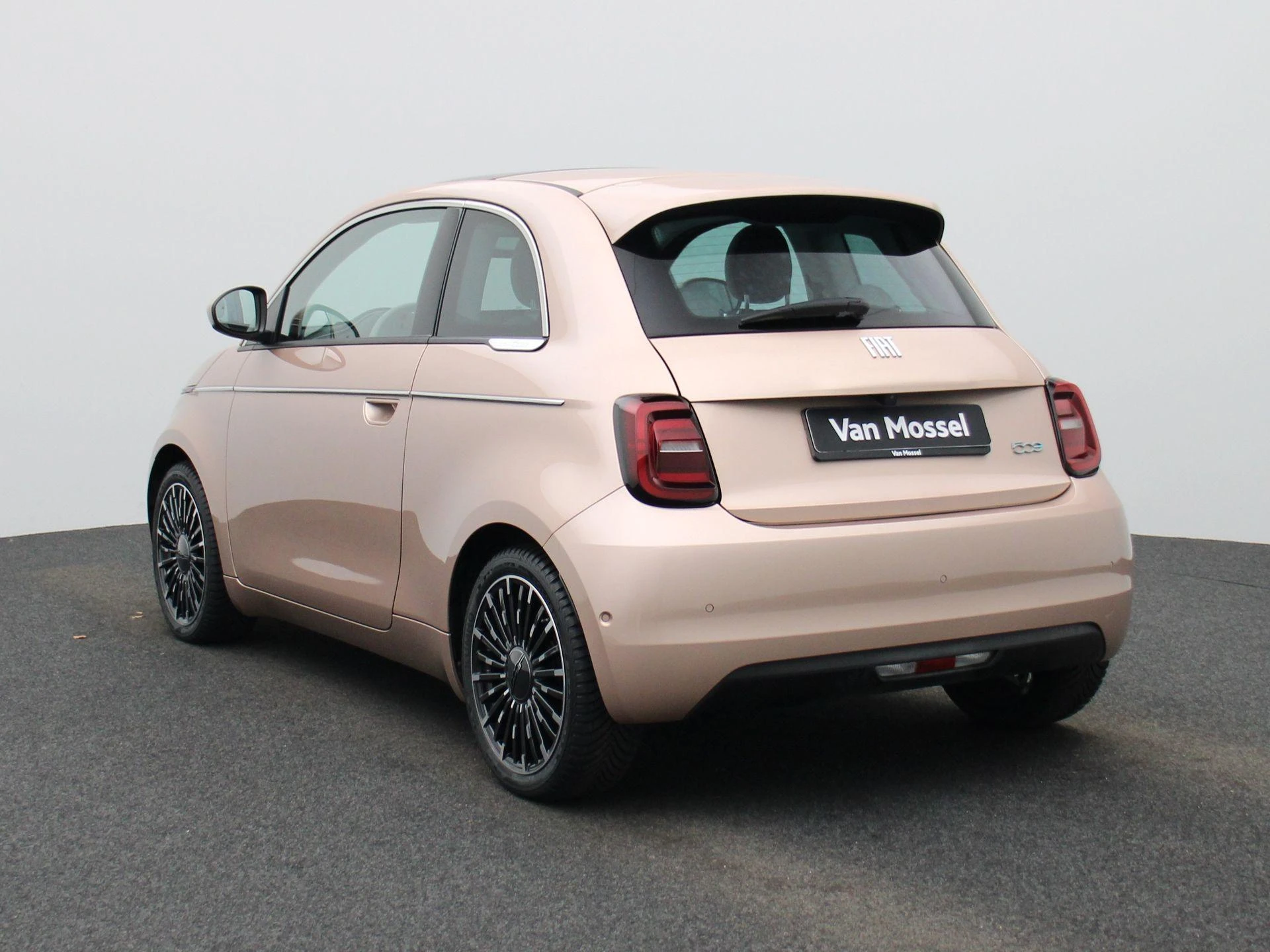 Fiat-500e-image-1
