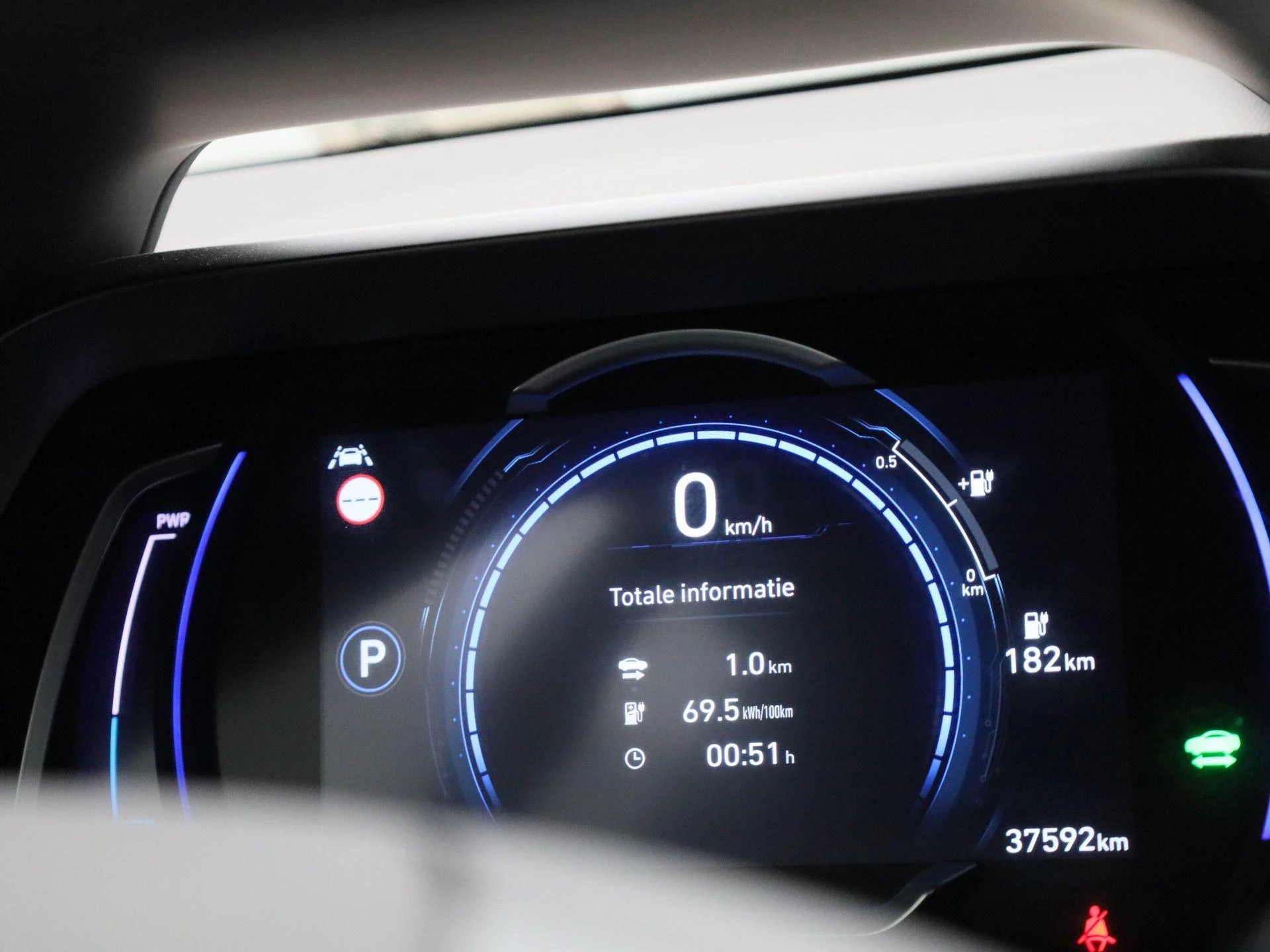 Hyundai-IONIQ-image-25