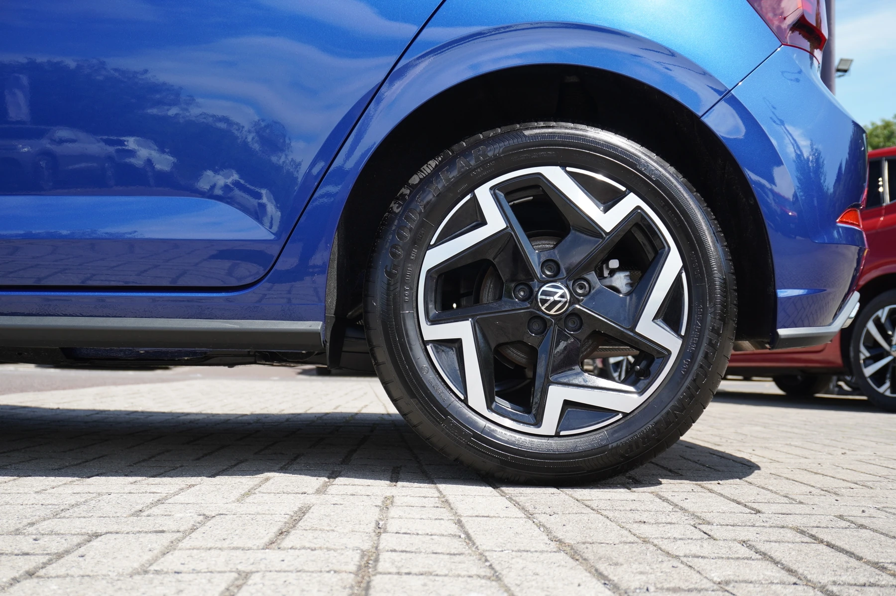 Volkswagen-Polo-image-17