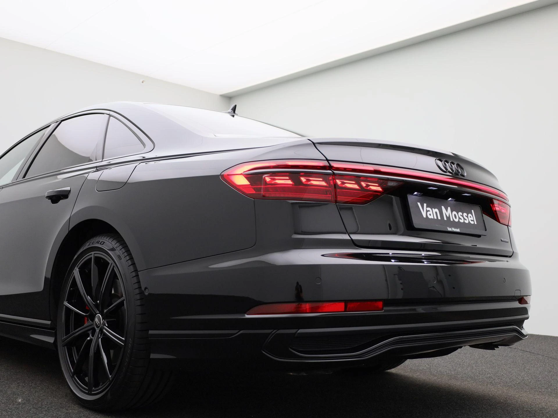 Audi-A8-image-65