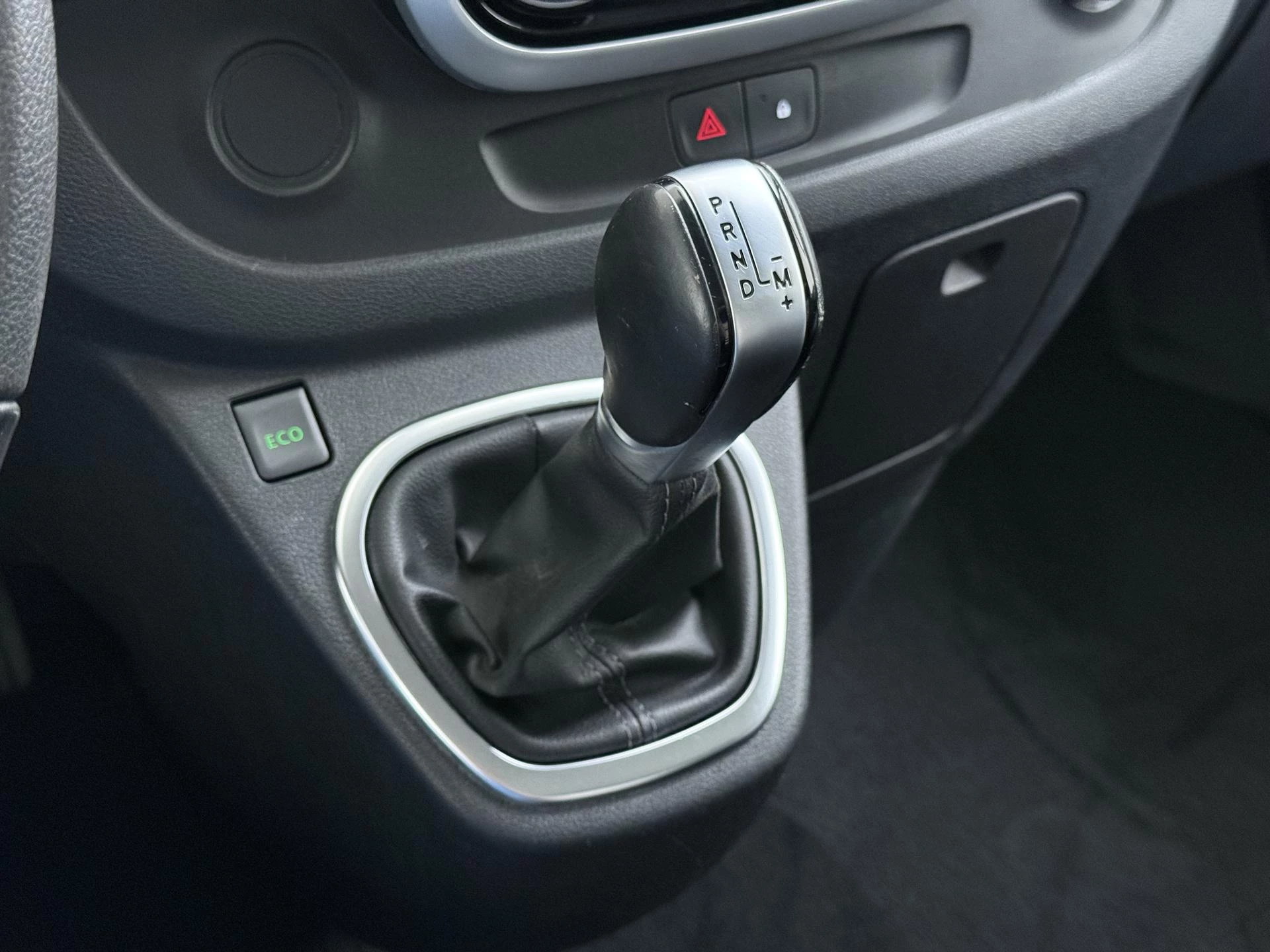 Renault-Trafic-image-27
