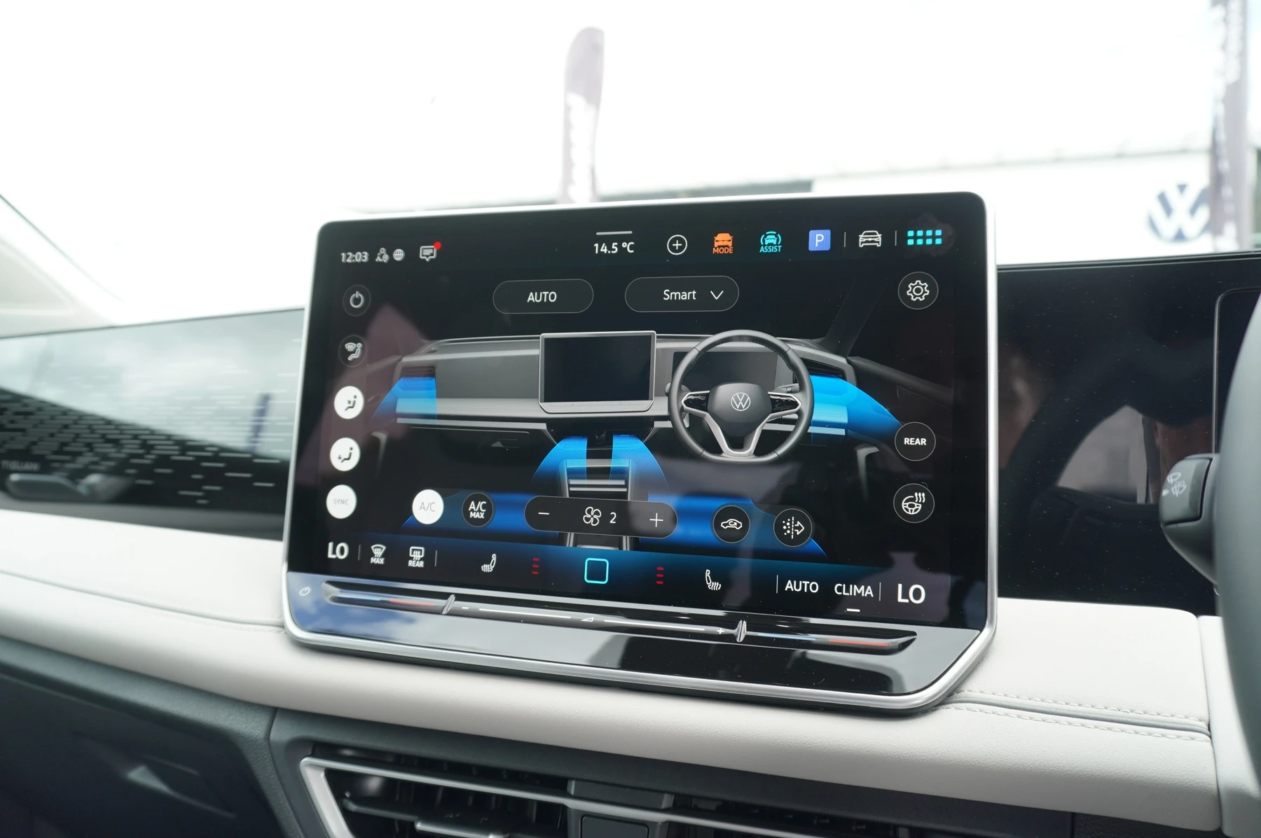 Volkswagen-Tiguan-image-41
