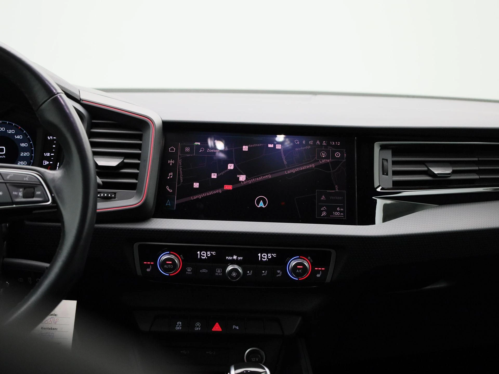 Audi-A1 Sportback-image-8