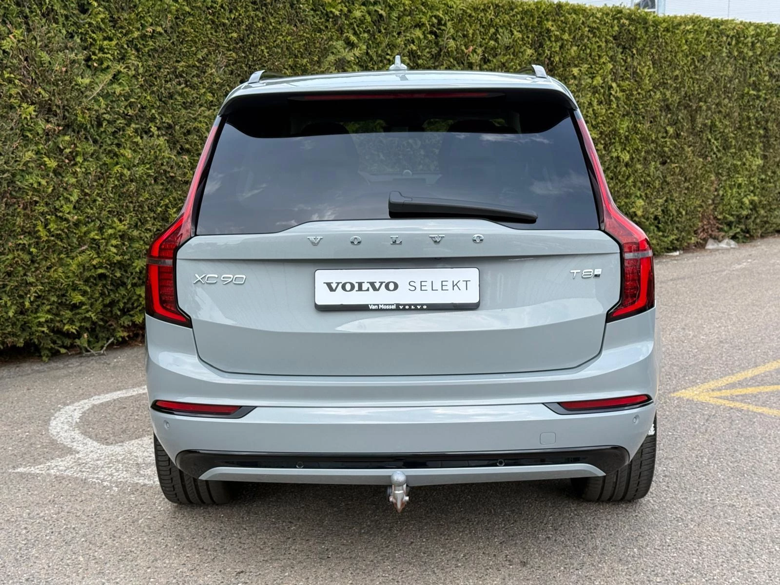 Volvo XC90 T8 Plug-in hybrid AWD Ultra Dark