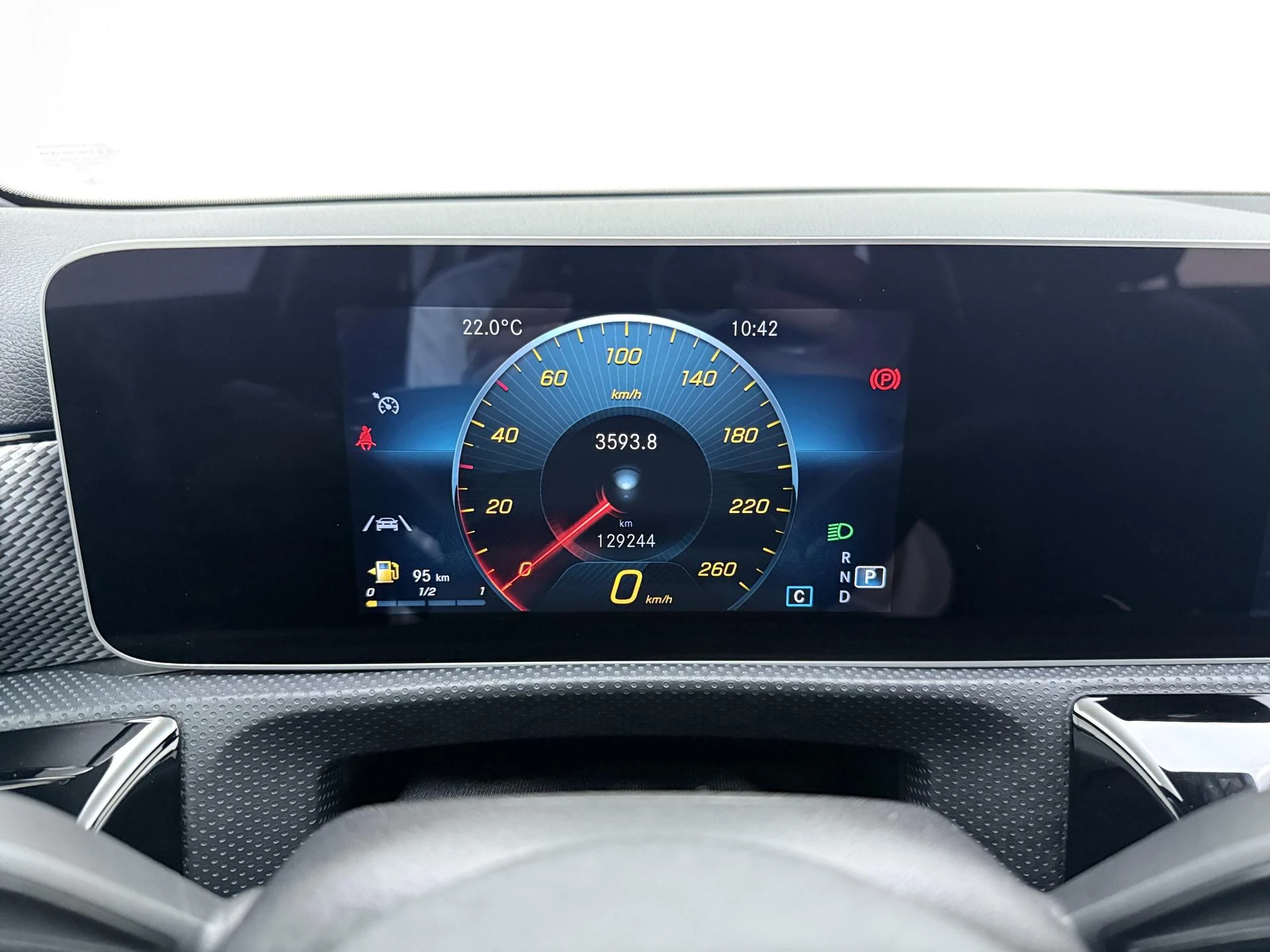 Mercedes-Benz-A-Klasse-image-14