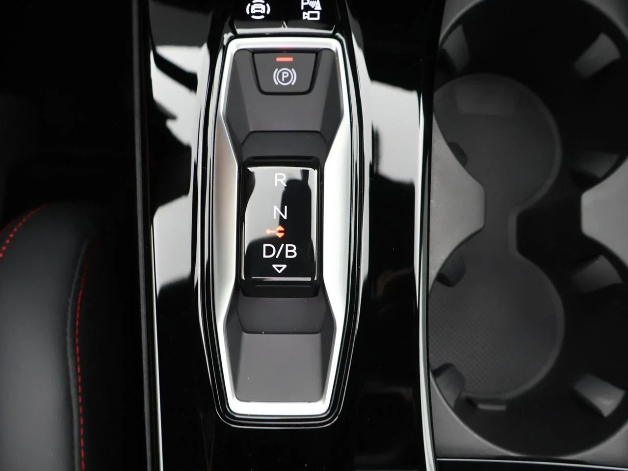 Audi-Q6 e-tron-image-6