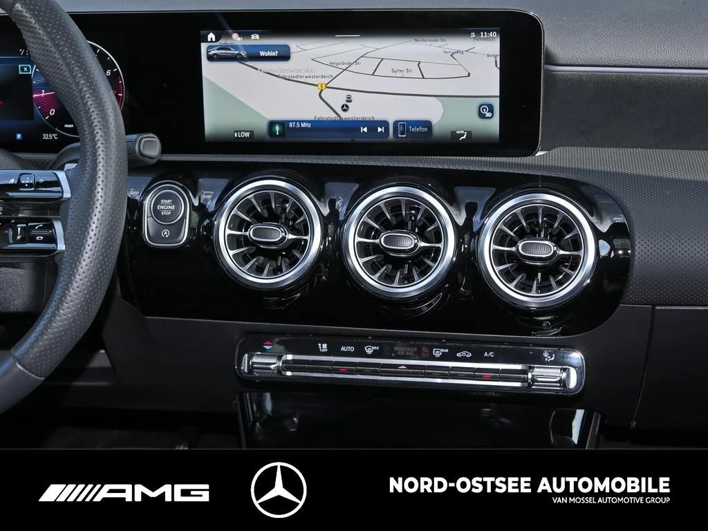 Mercedes-Benz A-Klasse 200 Limo AMG PANO NIGHT MBUX SHZ AMG Line
