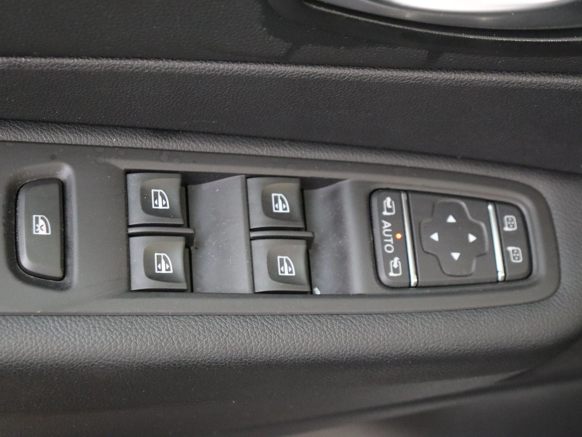 Renault-Captur-image-22