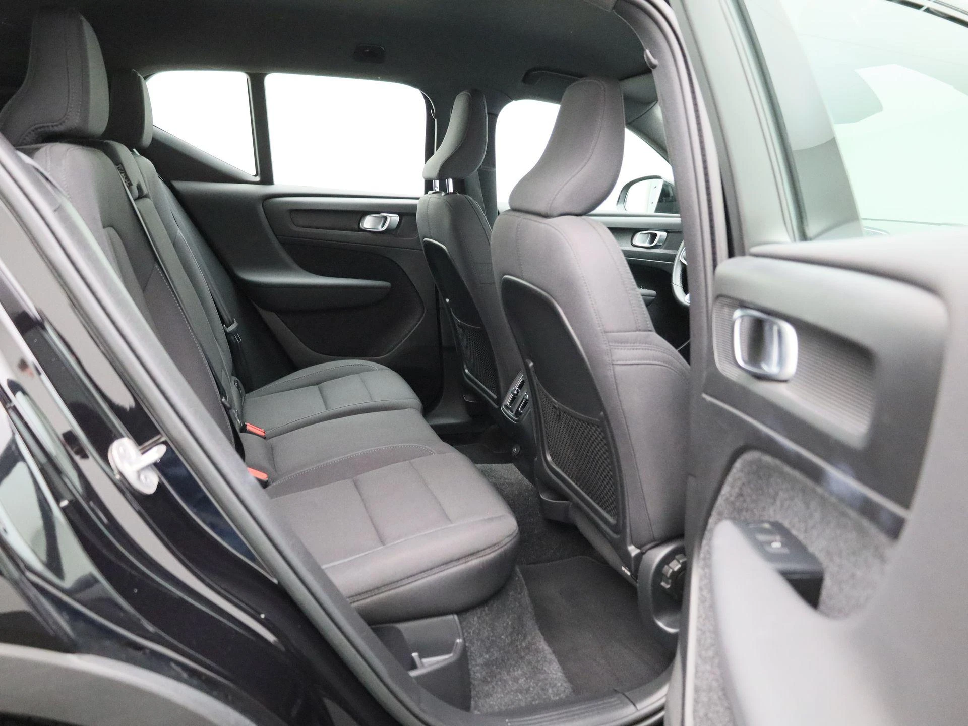 Volvo-XC40-image-34