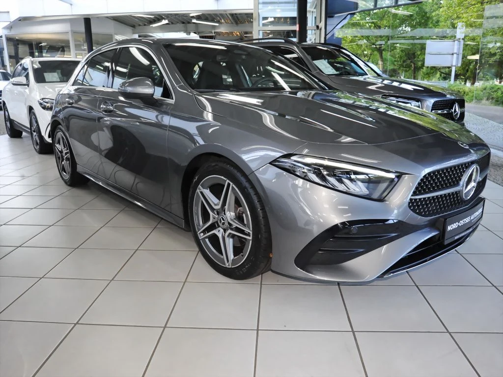 Mercedes-Benz-A-Klasse 200-image-4