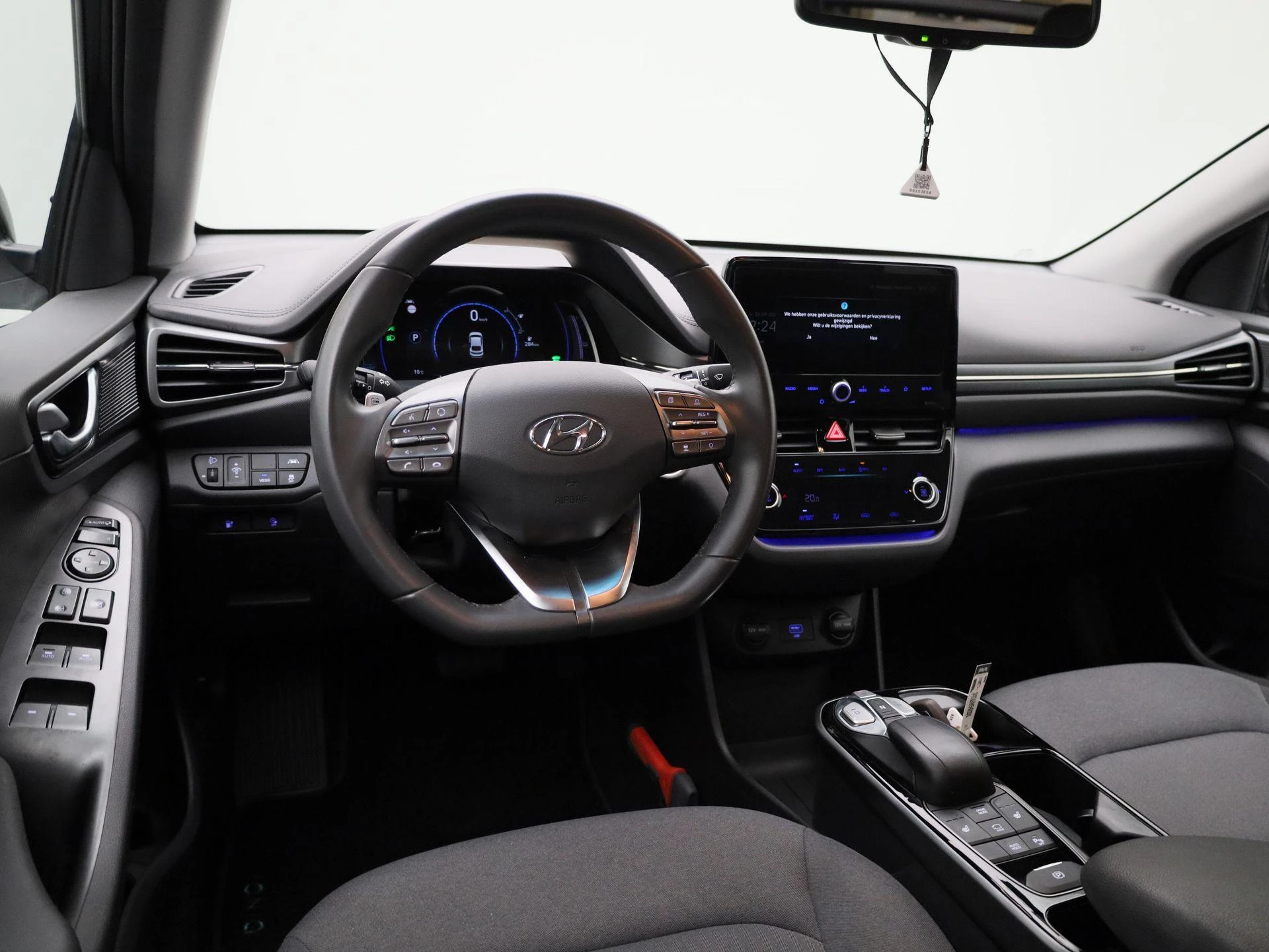 Hyundai-IONIQ-image-6
