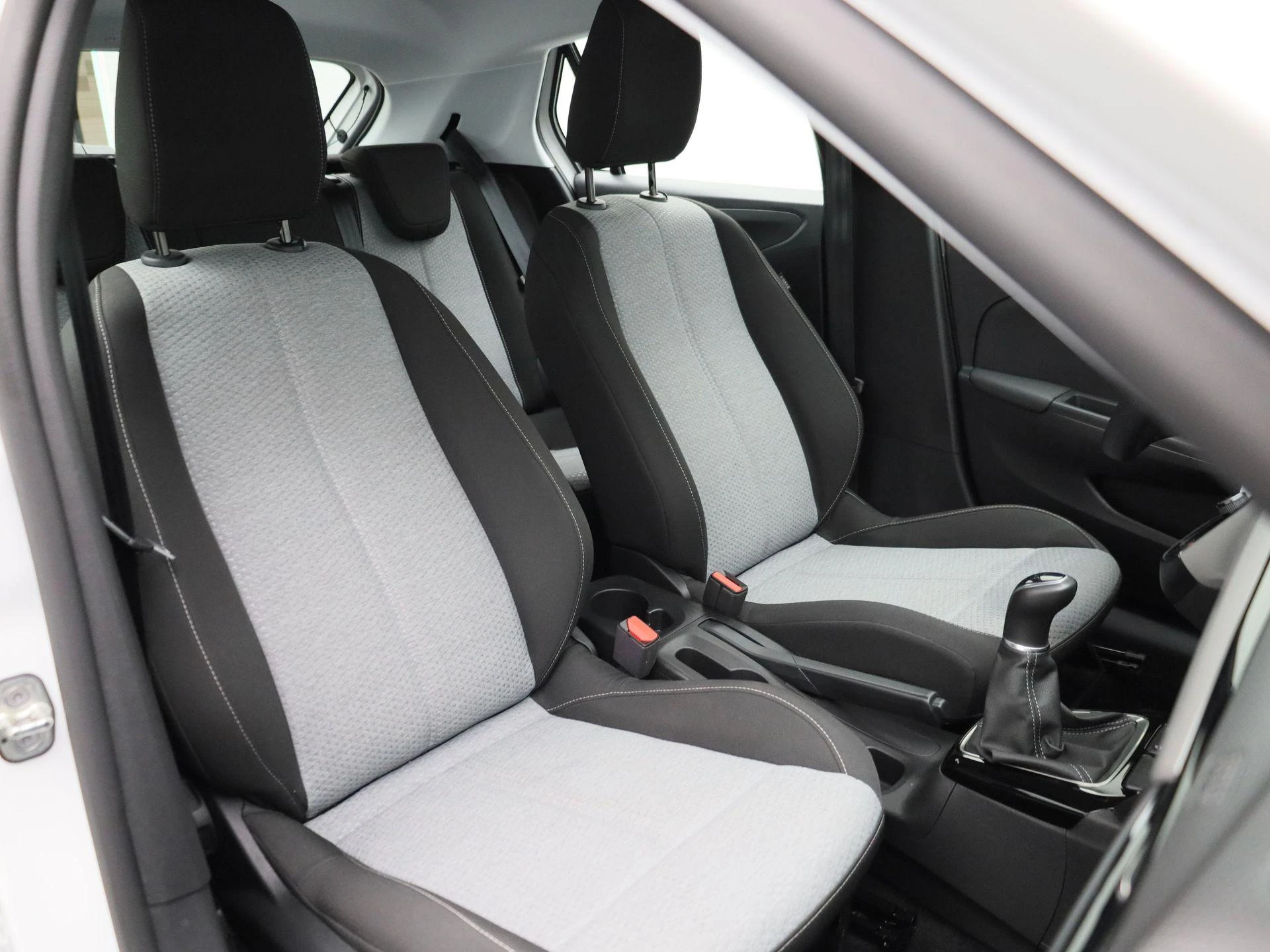 Opel-Corsa-image-31