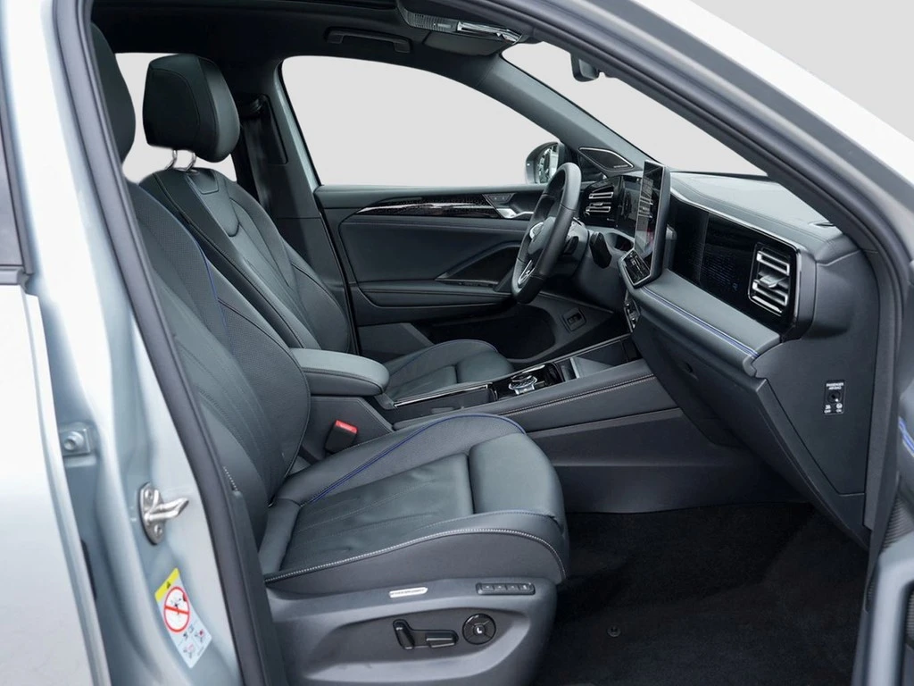 Volkswagen-Tiguan-image-6