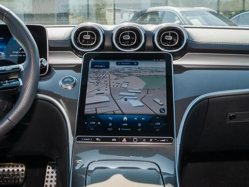 Mercedes-Benz-C-Klasse 300 d-image-10